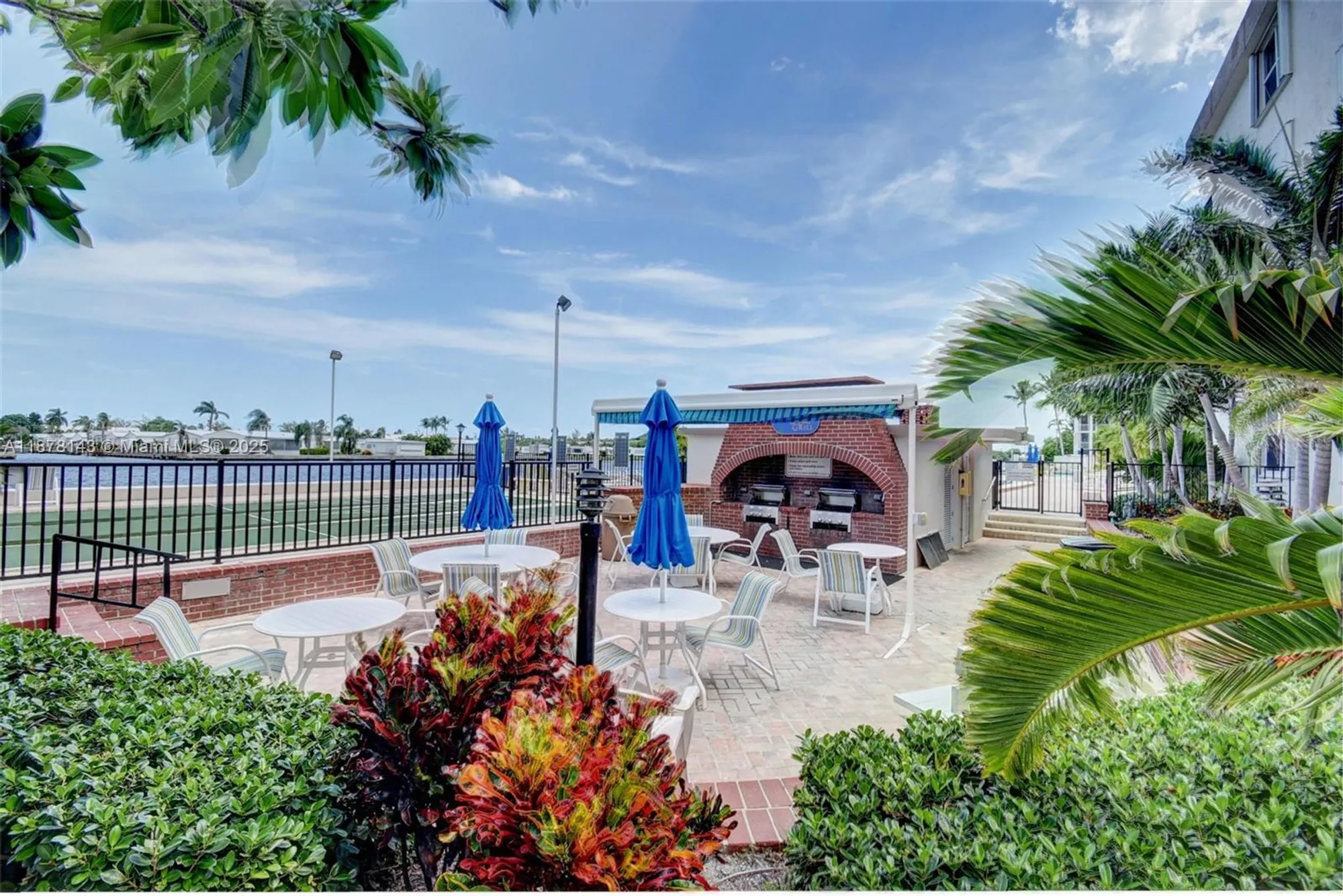Property Slideshow image 34 of 52 | 2000 s federal hwy apt 304, Boynton Beach, FL, 33435