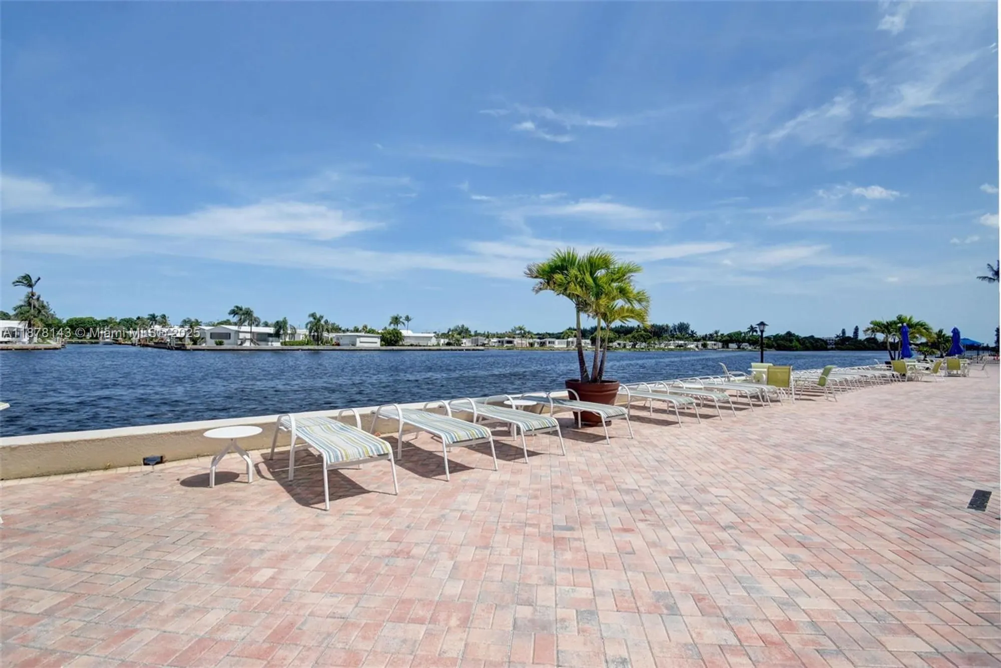 Property Slideshow image 31 of 52 | 2000 s federal hwy apt 304, Boynton Beach, FL, 33435