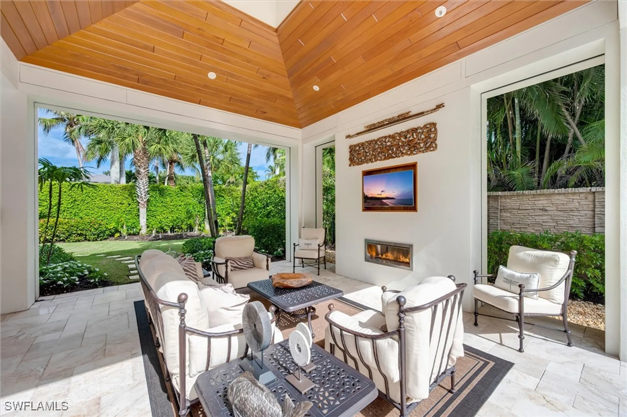 Property Slideshow image 39 of 45 | 2250 crayton rd, Naples, FL, 34103
