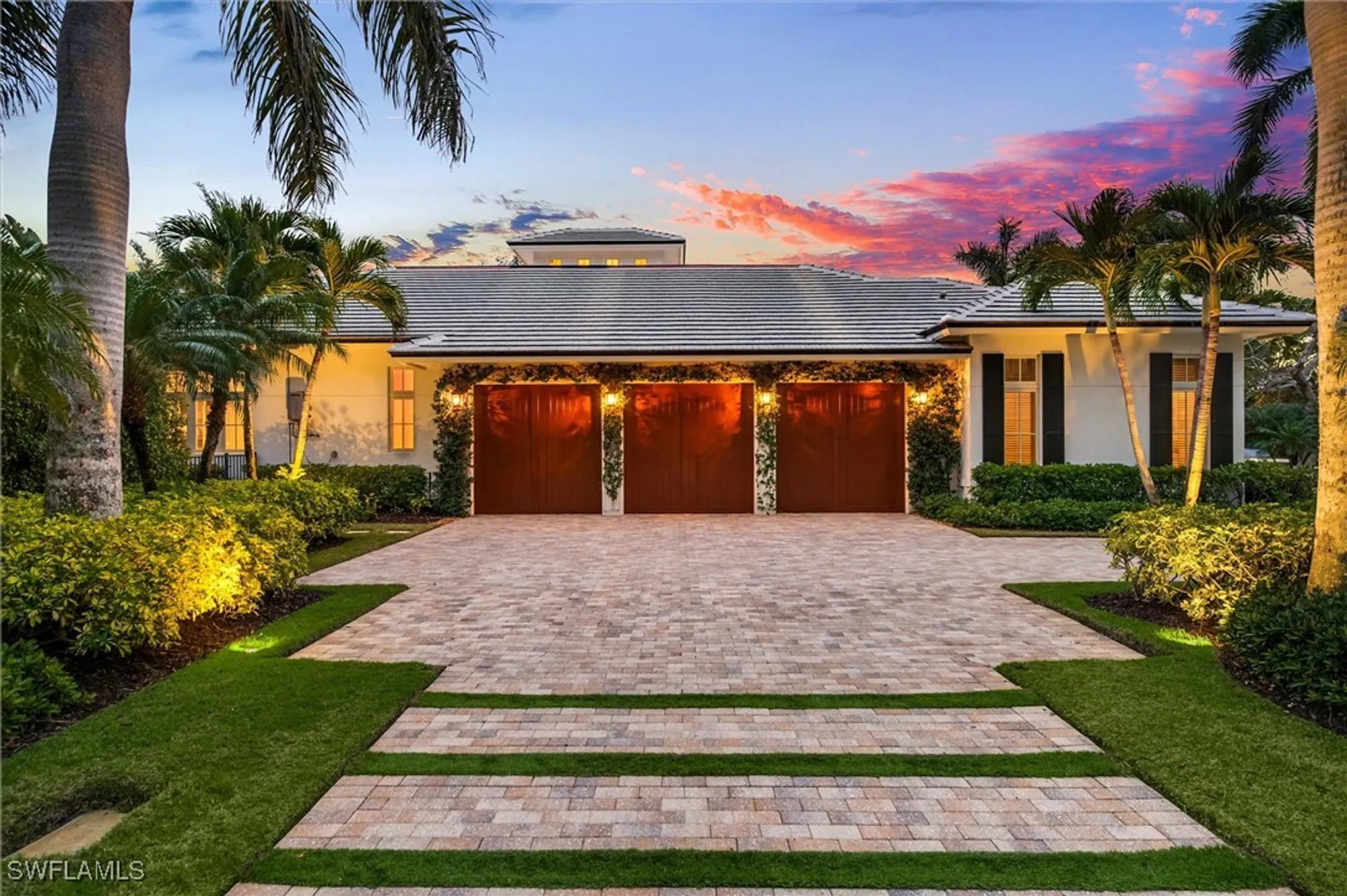Property Slideshow image 3 of 45 | 2250 crayton rd, Naples, FL, 34103