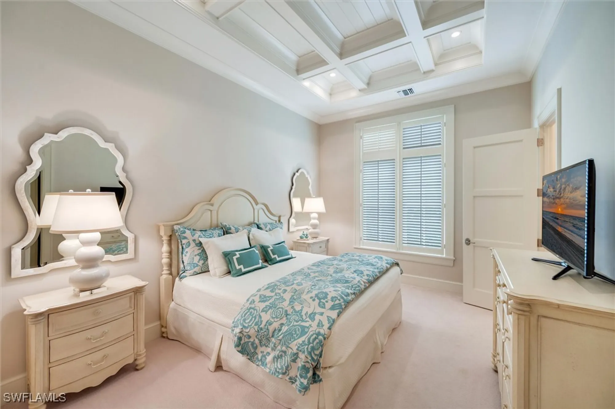 Property Slideshow image 33 of 45 | 2250 crayton rd, Naples, FL, 34103