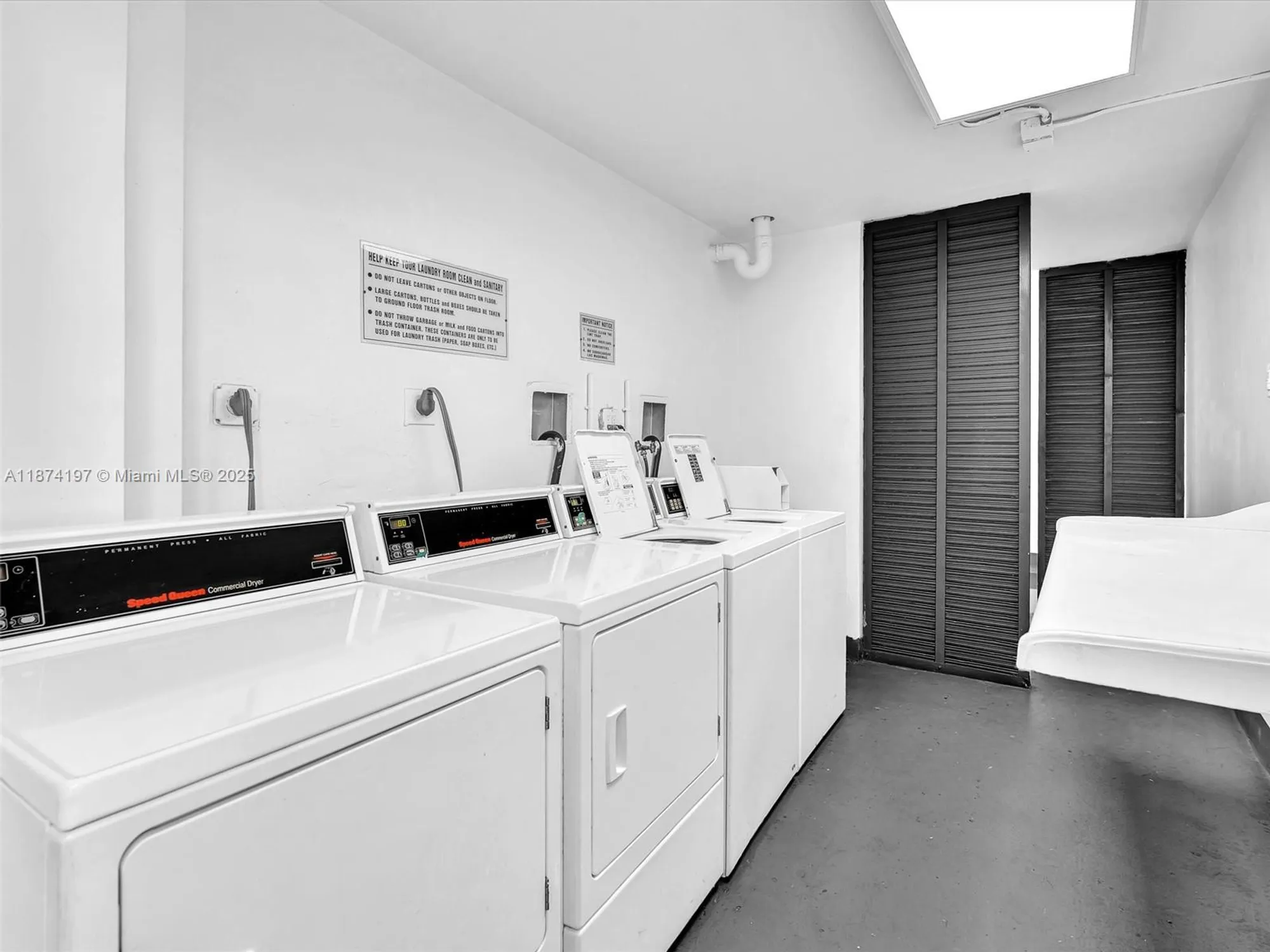 Property Slideshow image 44 of 55 | 20400 w country club dr 605, Aventura, FL, 33180