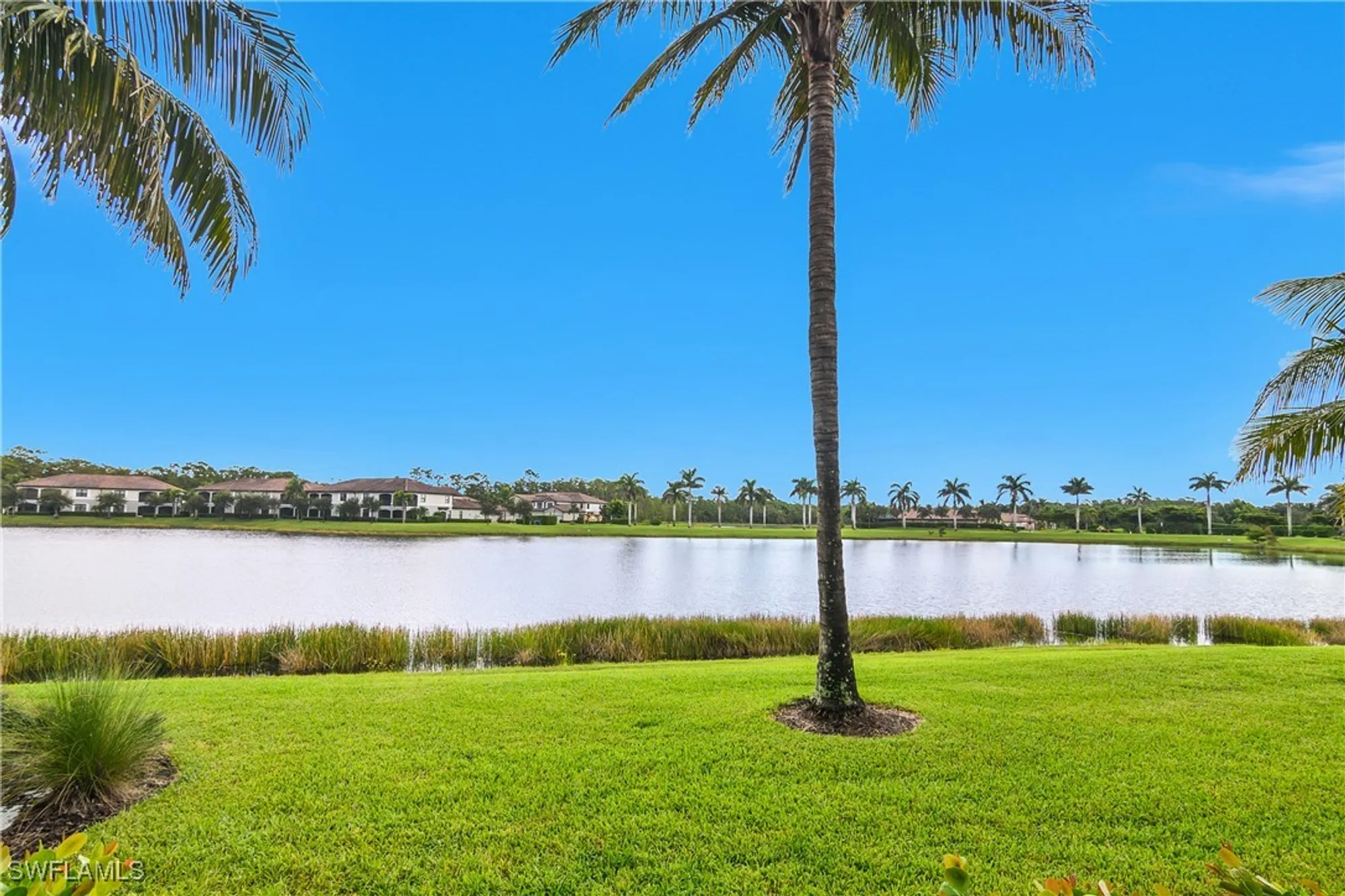 Property Slideshow image 26 of 48 | 9513 avellino way 2014, Naples, FL, 34113
