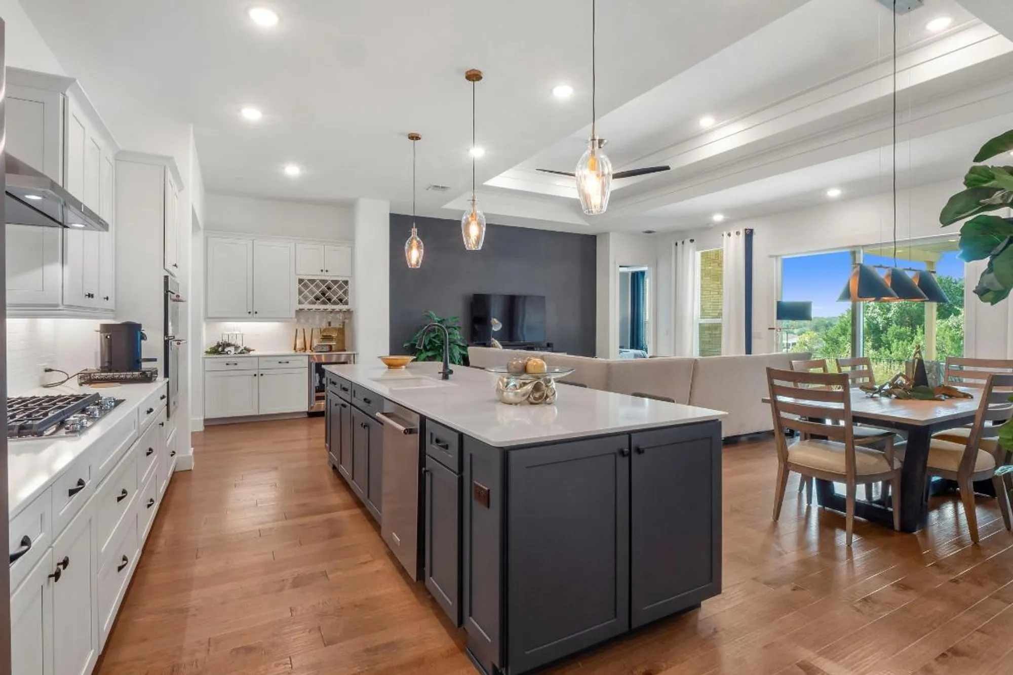 Property Slideshow image 12 of 40 | 226 fairway ridge rd, Georgetown, TX, 78633