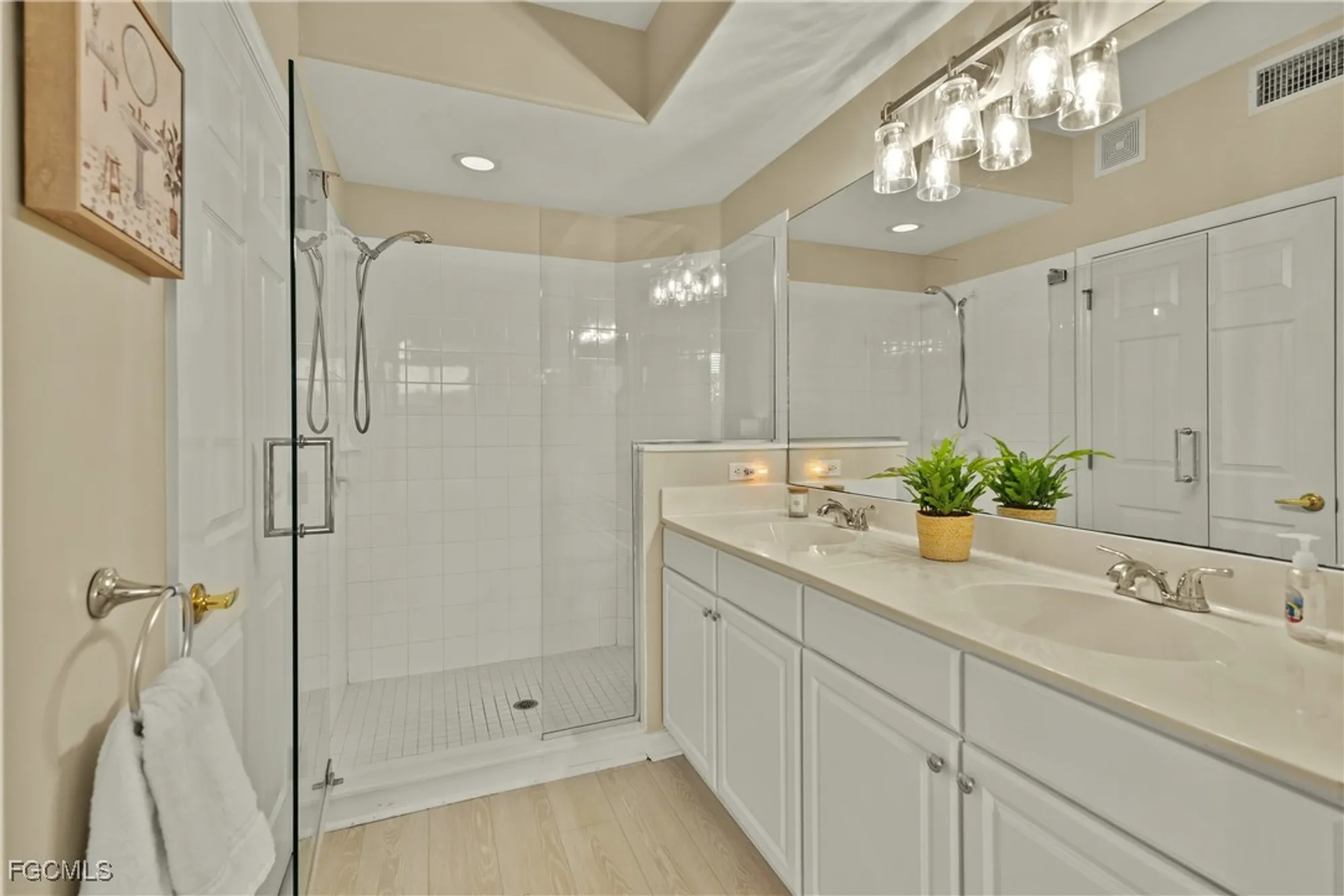 Property Slideshow image 10 of 22 | 10113 colonial country club blvd apt 2207, Fort Myers, FL, 33913