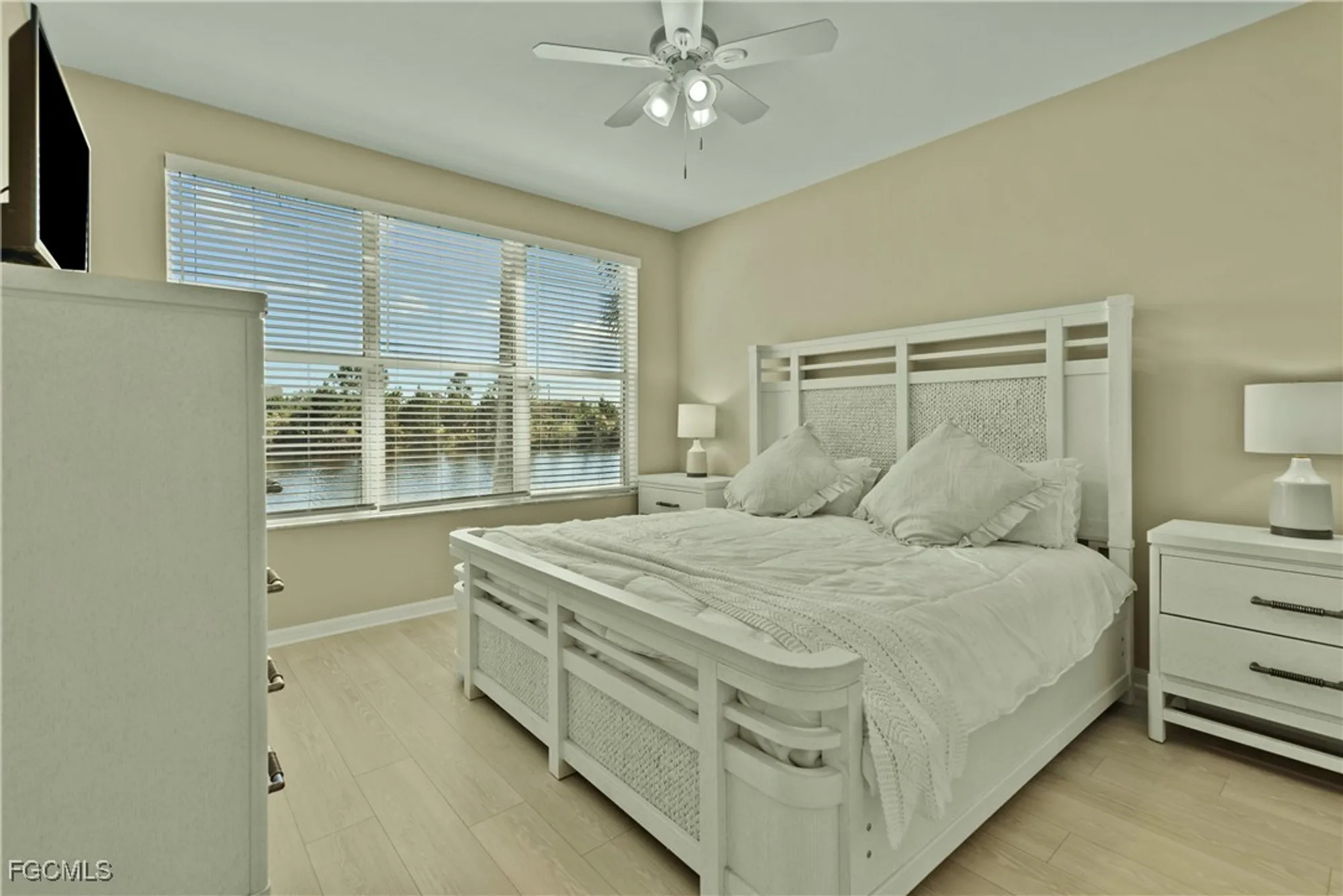 Property Slideshow image 9 of 22 | 10113 colonial country club blvd apt 2207, Fort Myers, FL, 33913