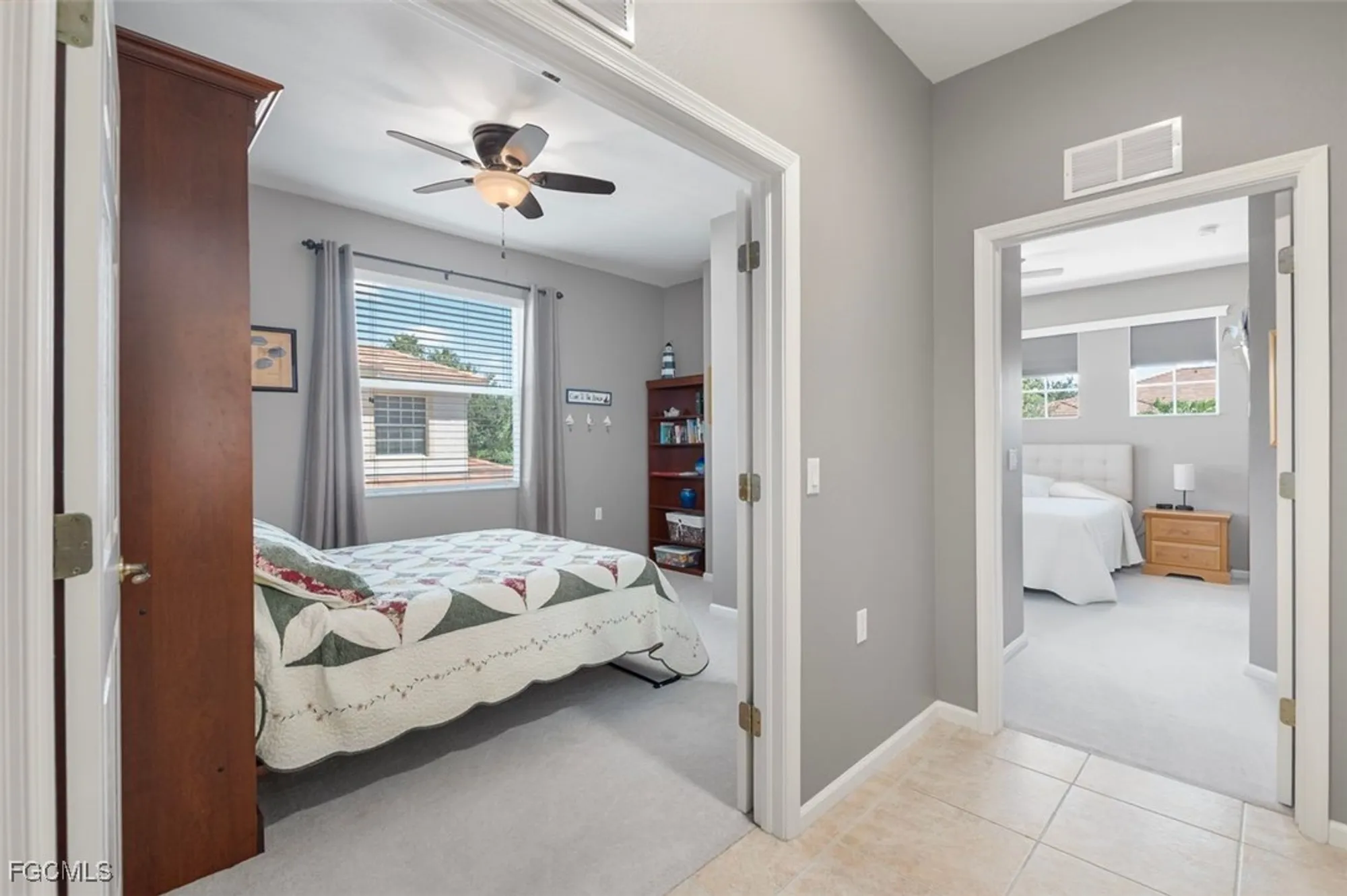 Property Slideshow image 14 of 40 | 3021 meandering way 202, Fort Myers, FL, 33905