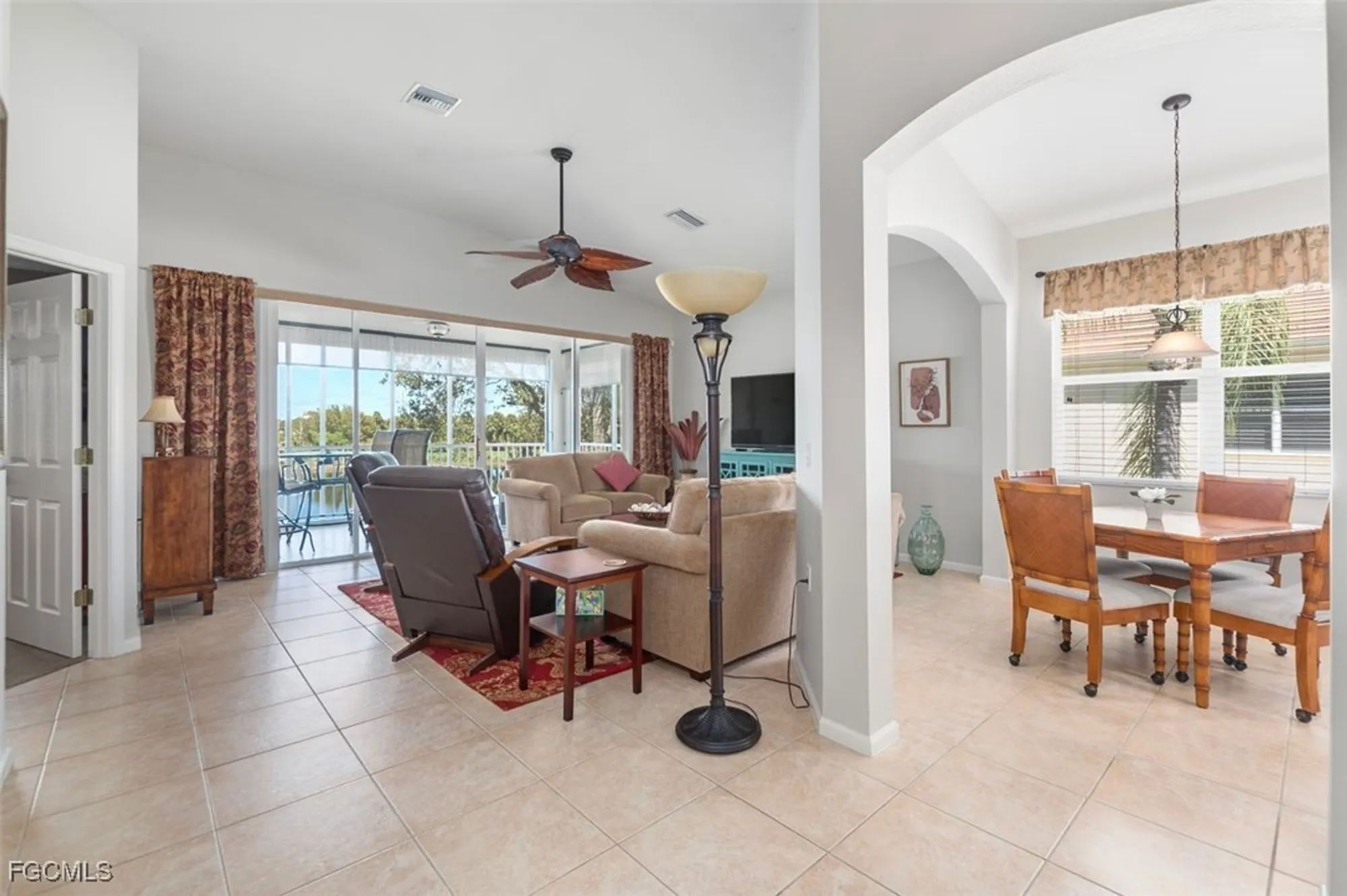 Property Slideshow image 18 of 40 | 3021 meandering way 202, Fort Myers, FL, 33905