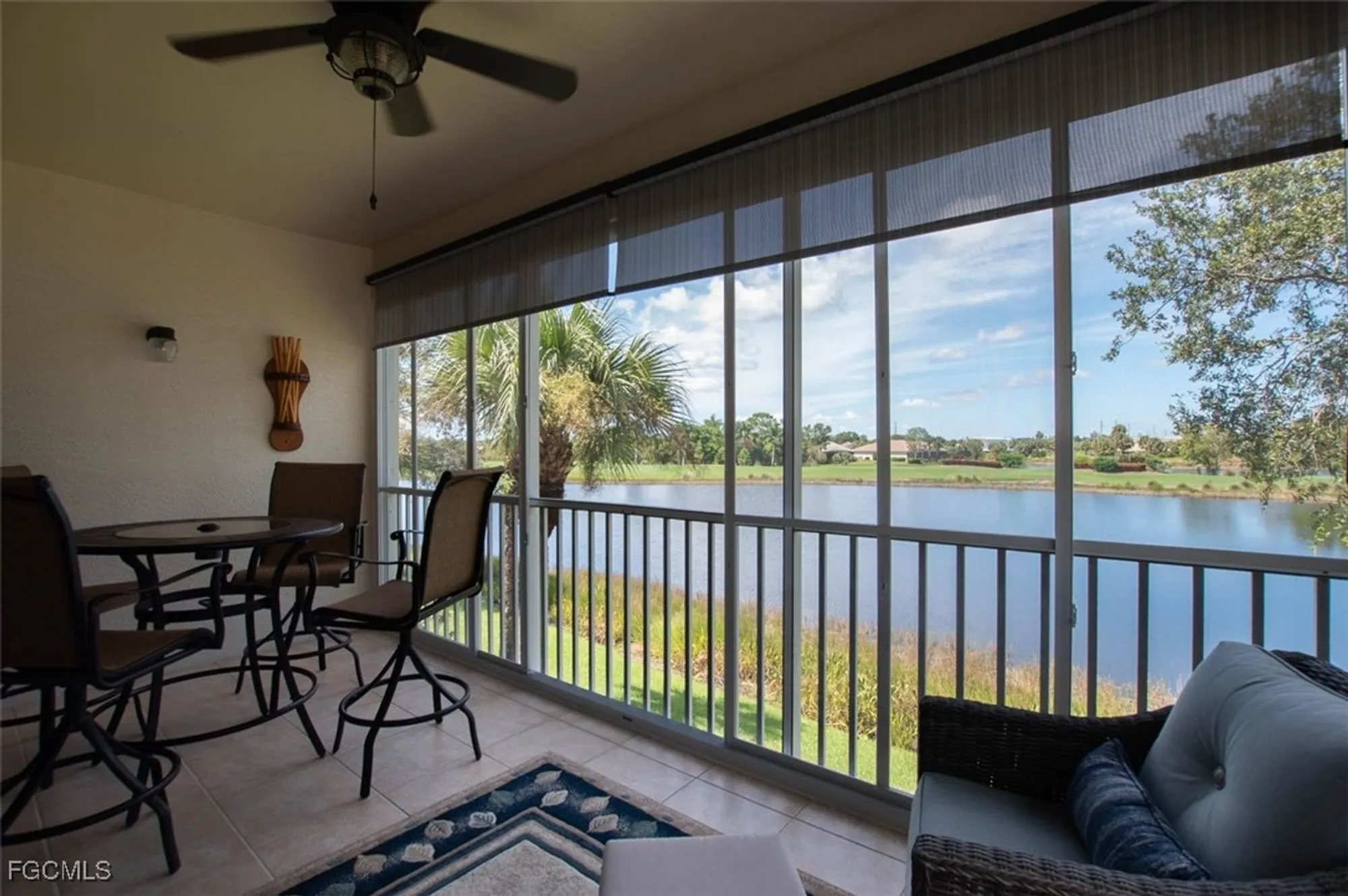 Property Slideshow image 27 of 40 | 3021 meandering way 202, Fort Myers, FL, 33905