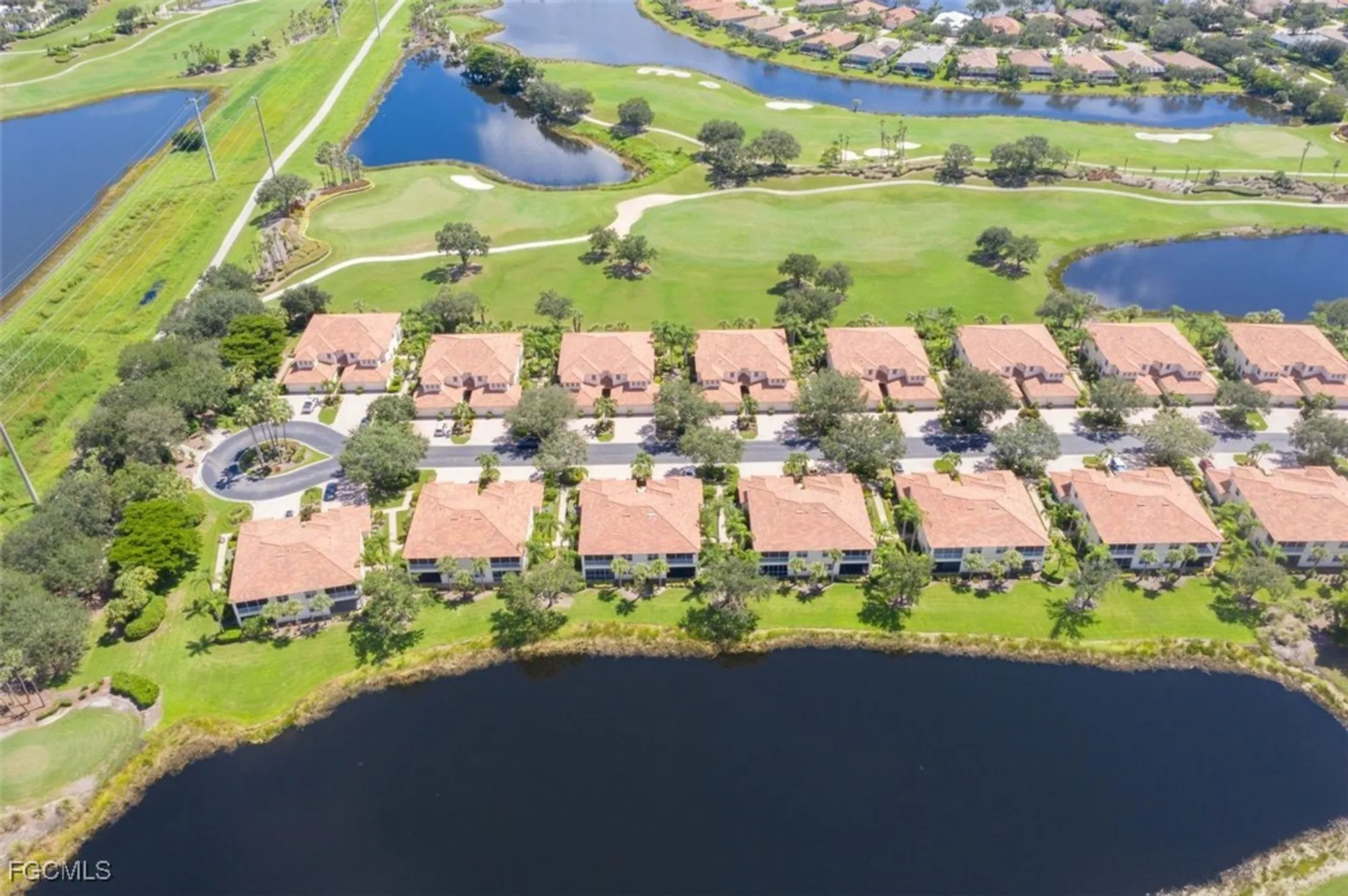 Property Slideshow image 5 of 40 | 3021 meandering way 202, Fort Myers, FL, 33905