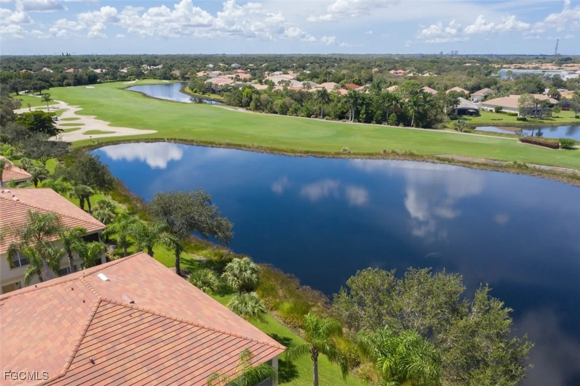 Property Slideshow image 6 of 40 | 3021 meandering way 202, Fort Myers, FL, 33905