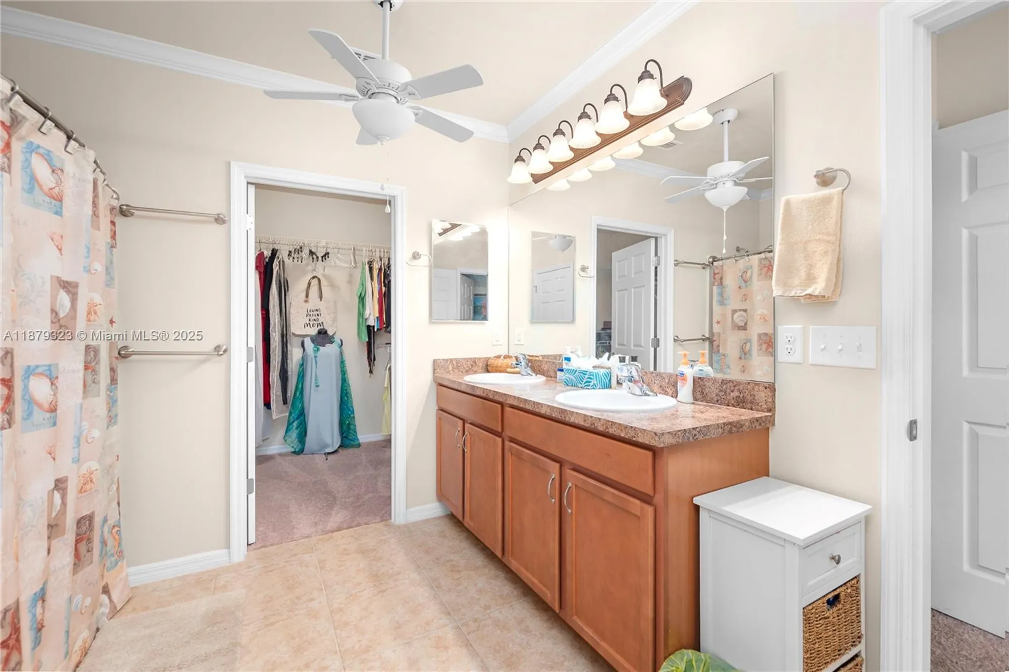 Property Slideshow image 16 of 31 | 3055 apple blossom dr, Alva, FL, 33920