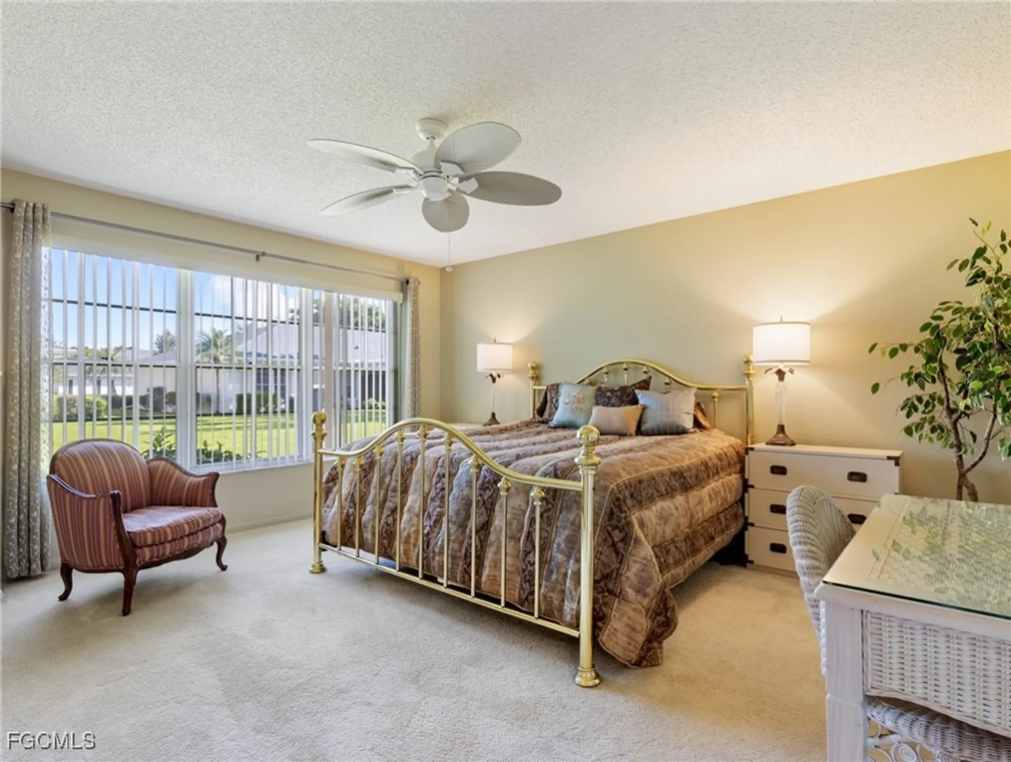 Property Slideshow image 20 of 35 | 1239 broadwater dr, Fort Myers, FL, 33919