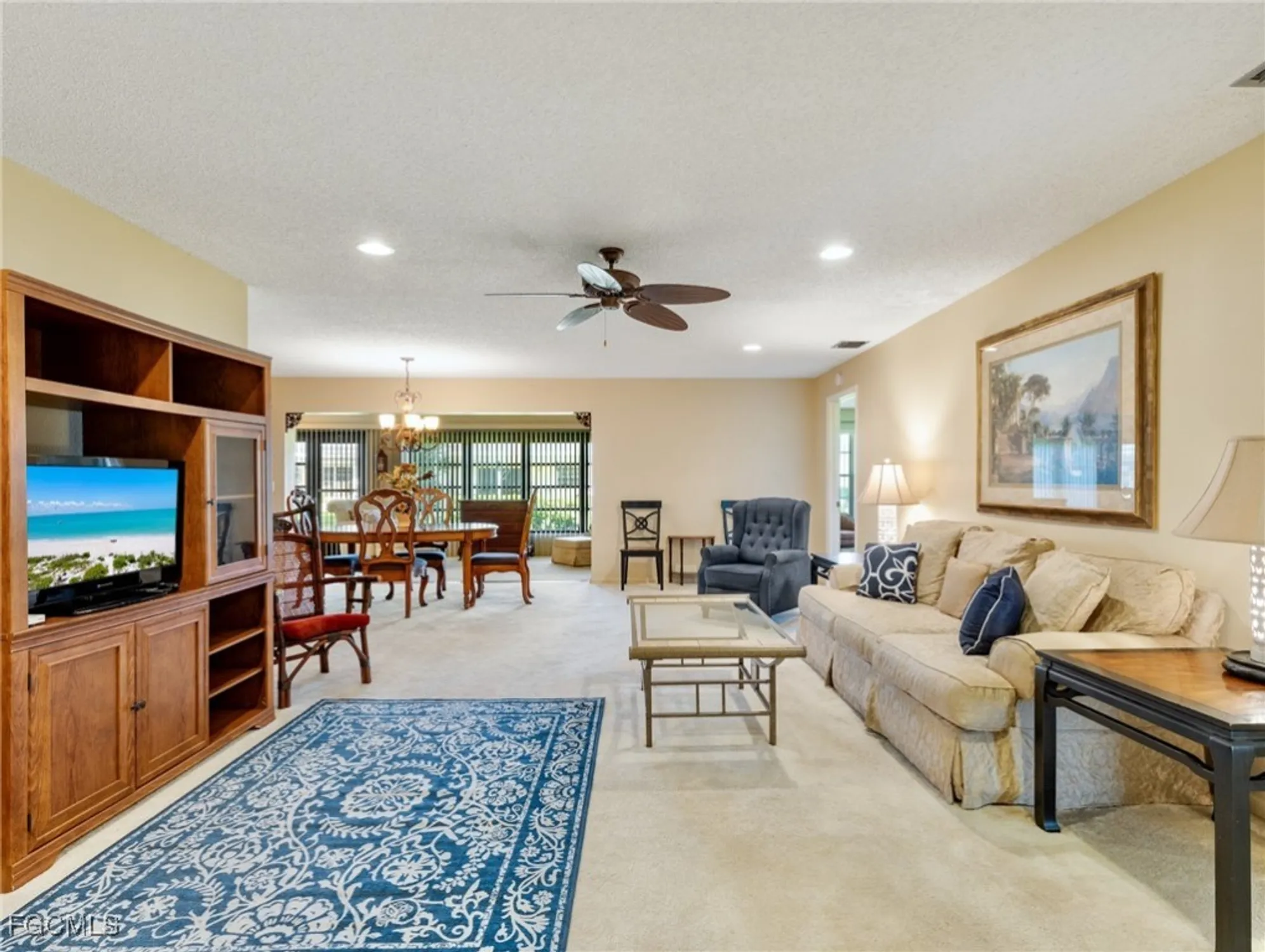 Property Slideshow image 4 of 35 | 1239 broadwater dr, Fort Myers, FL, 33919
