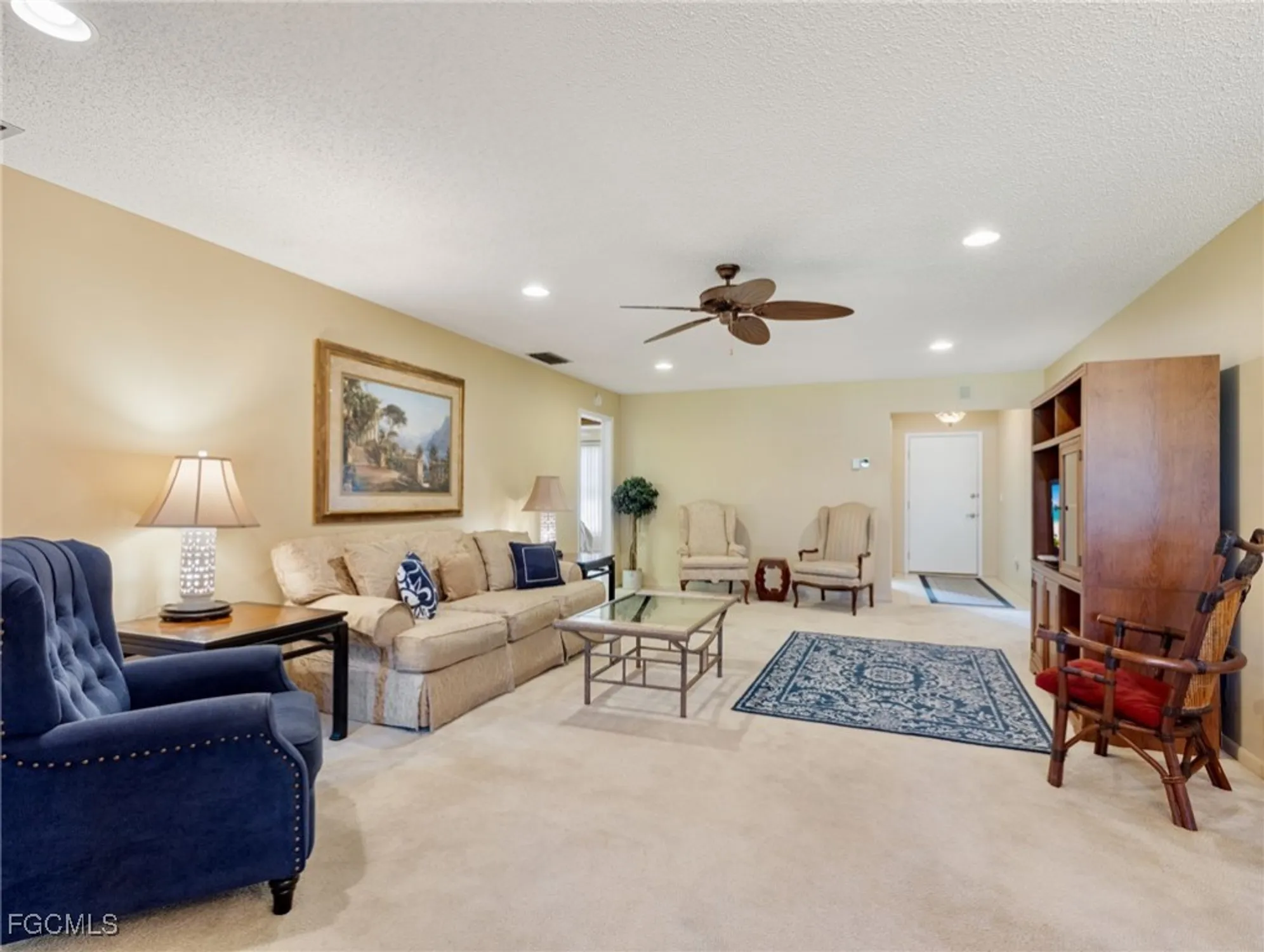 Property Slideshow image 5 of 35 | 1239 broadwater dr, Fort Myers, FL, 33919