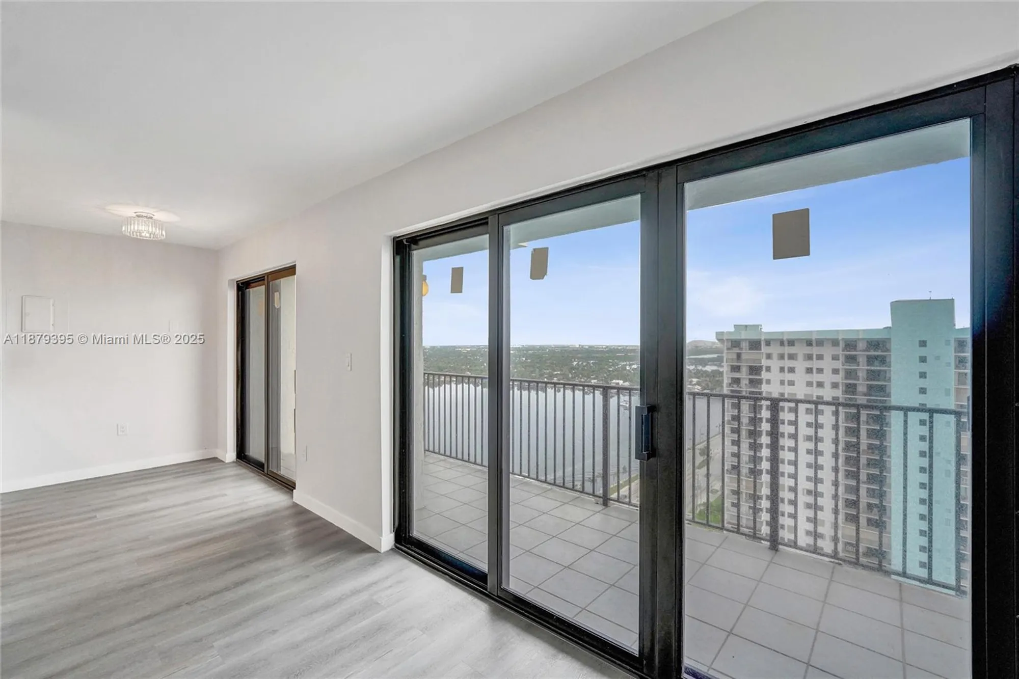 Property Slideshow image 13 of 74 | 1201 s ocean dr 2509s, Hollywood, FL, 33019