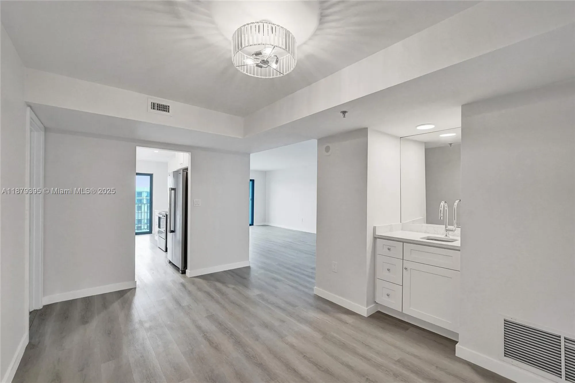 Property Slideshow image 20 of 74 | 1201 s ocean dr 2509s, Hollywood, FL, 33019