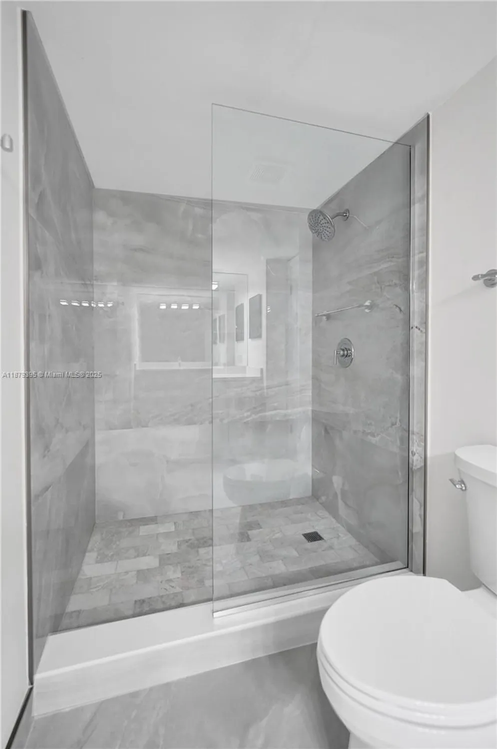 Property Slideshow image 34 of 74 | 1201 s ocean dr 2509s, Hollywood, FL, 33019