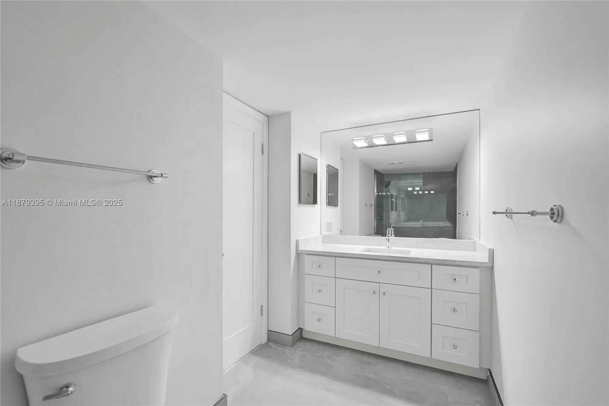 Property Slideshow image 33 of 74 | 1201 s ocean dr 2509s, Hollywood, FL, 33019
