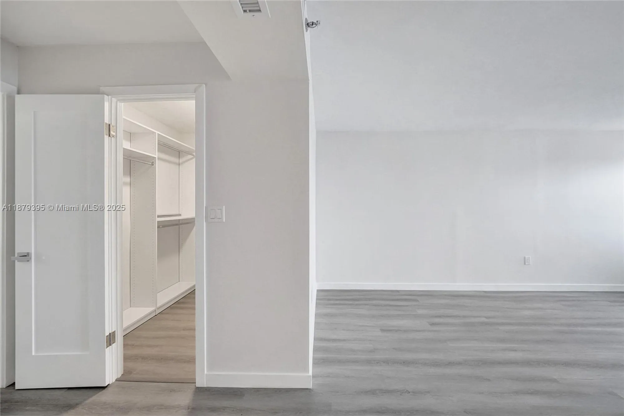 Property Slideshow image 45 of 74 | 1201 s ocean dr 2509s, Hollywood, FL, 33019