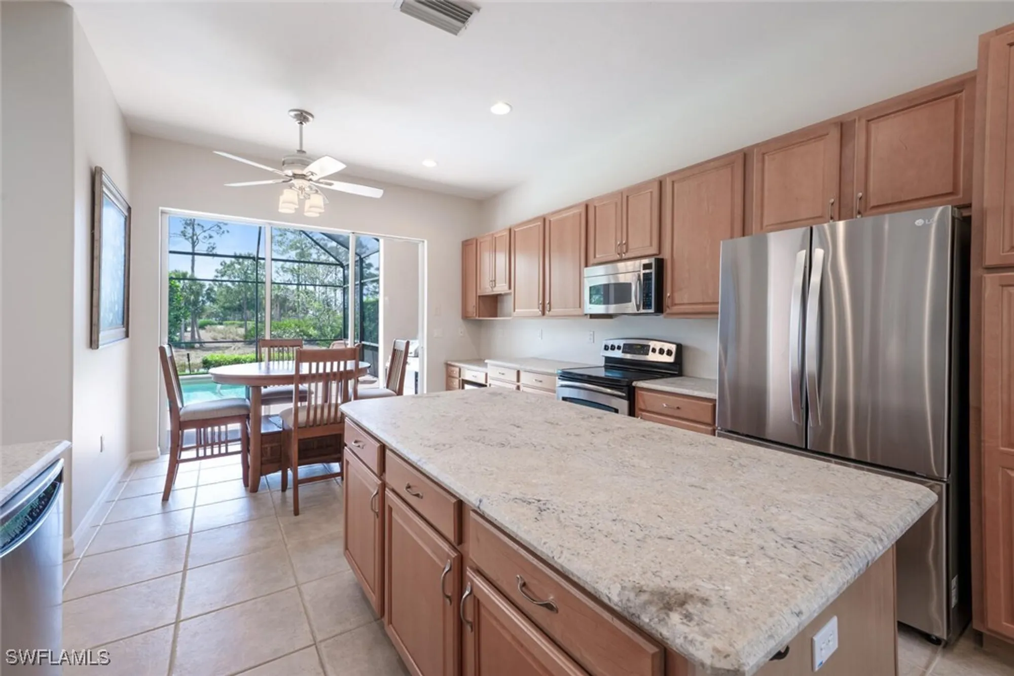 Property Slideshow image 13 of 49 | 9092 prosperity way, Fort Myers, FL, 33913