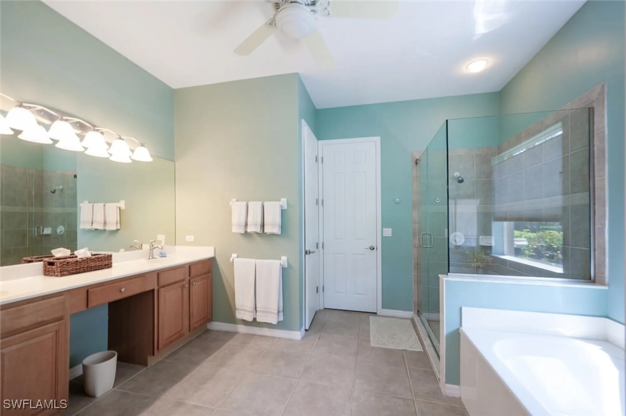 Property Slideshow image 20 of 49 | 9092 prosperity way, Fort Myers, FL, 33913