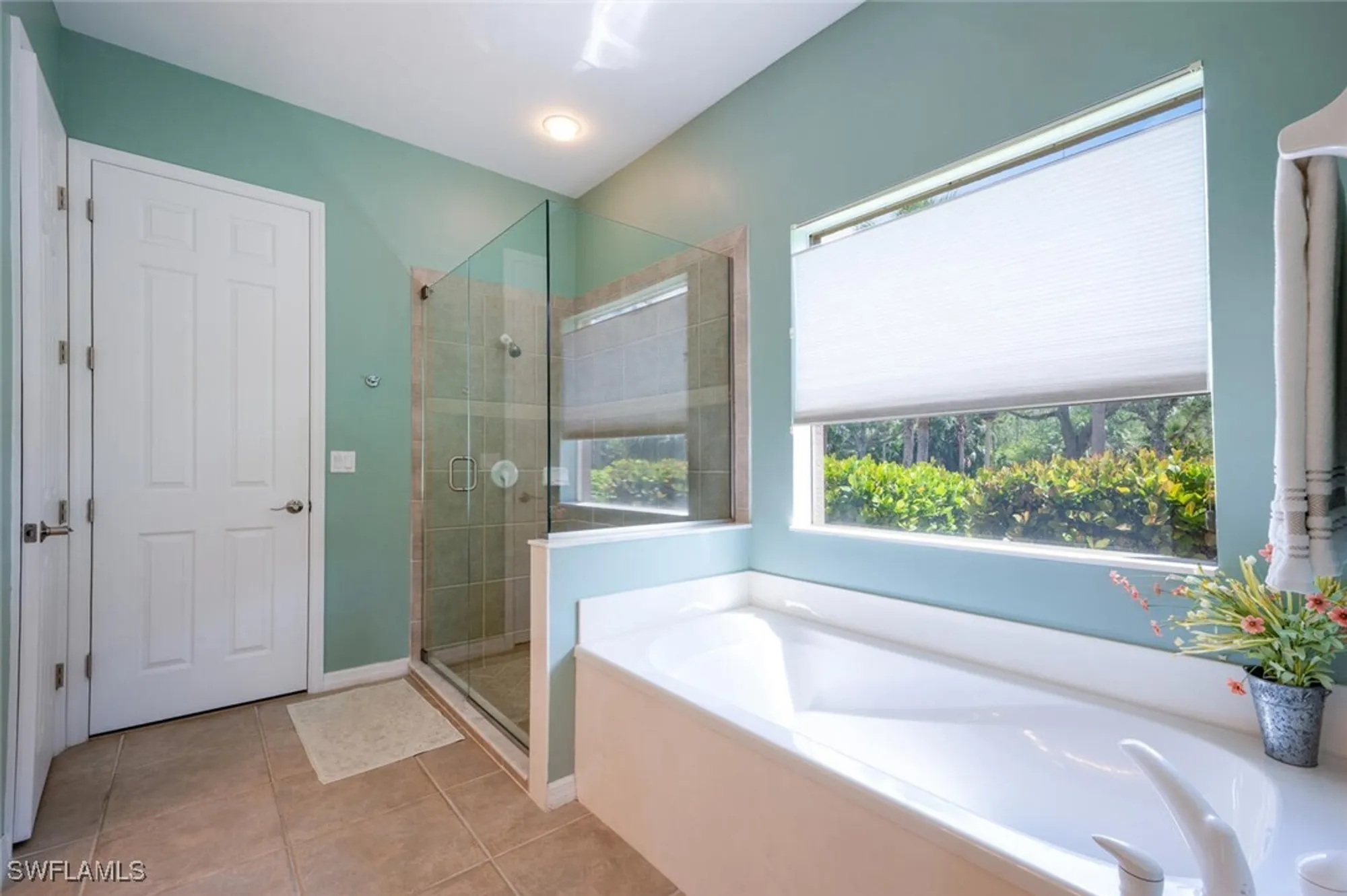 Property Slideshow image 21 of 49 | 9092 prosperity way, Fort Myers, FL, 33913