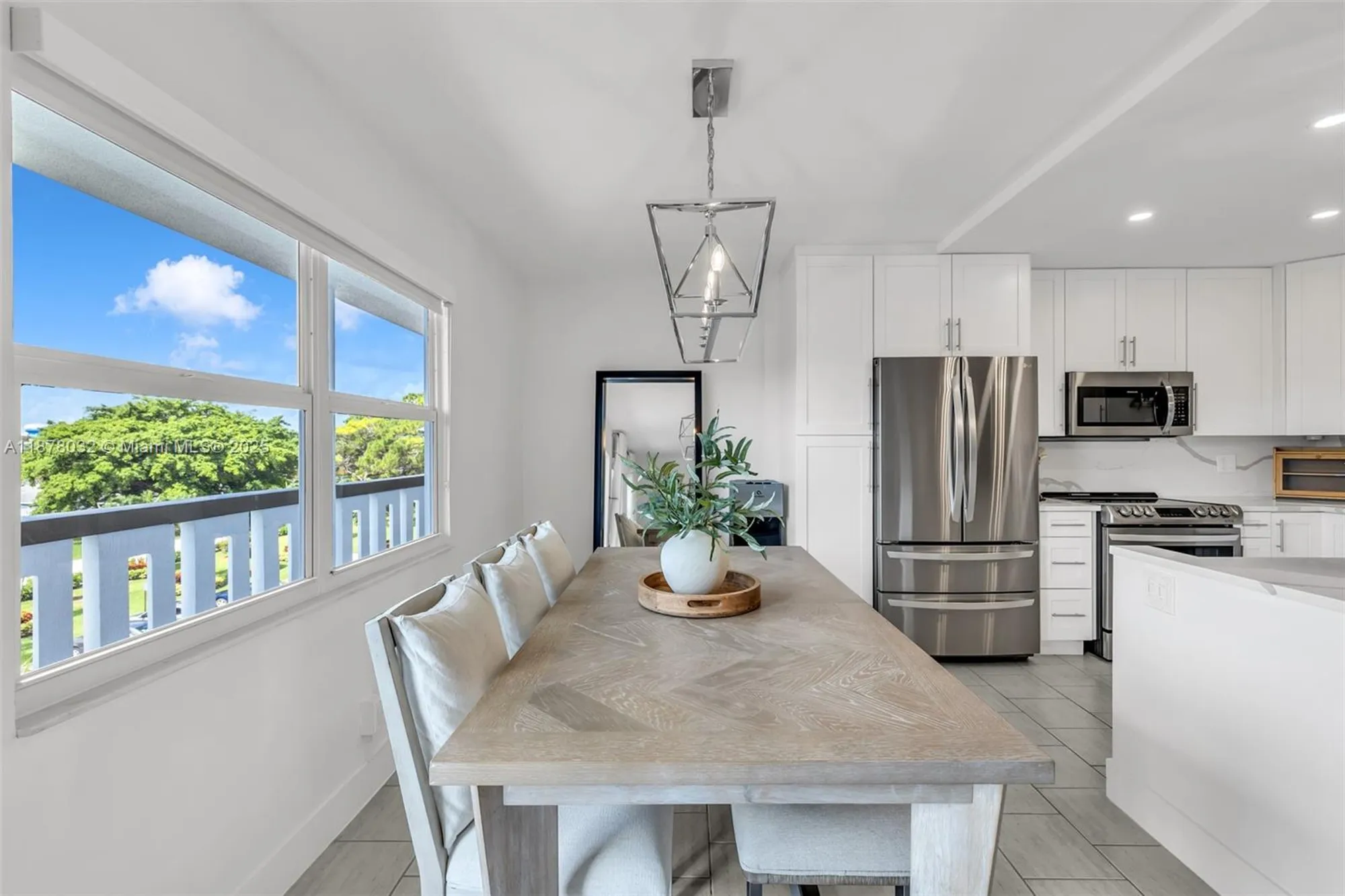 Property Slideshow image 14 of 33 | 4024 lyndhurst i # 4024, Deerfield Beach, FL, 33442