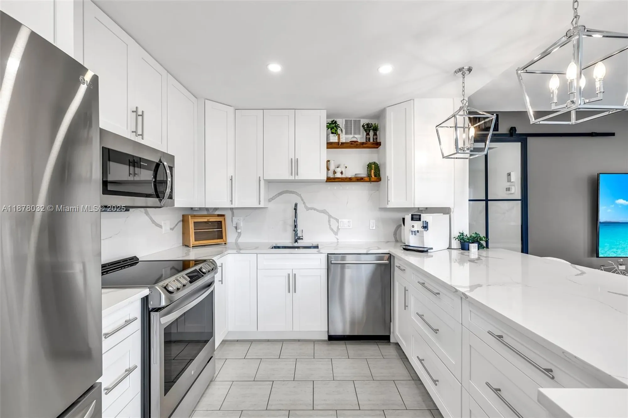 Property Slideshow image 17 of 33 | 4024 lyndhurst i # 4024, Deerfield Beach, FL, 33442