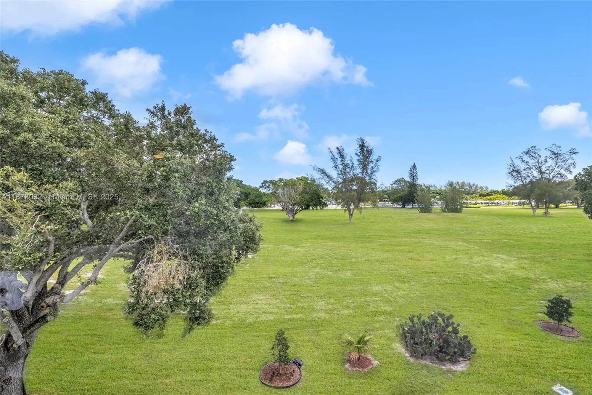 Property Slideshow image 29 of 33 | 4024 lyndhurst i # 4024, Deerfield Beach, FL, 33442