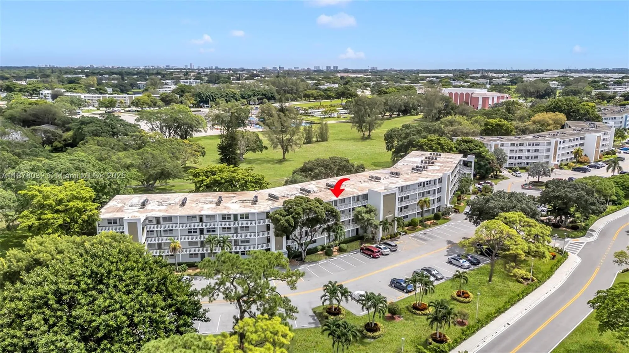 Property Slideshow image 4 of 33 | 4024 lyndhurst i # 4024, Deerfield Beach, FL, 33442