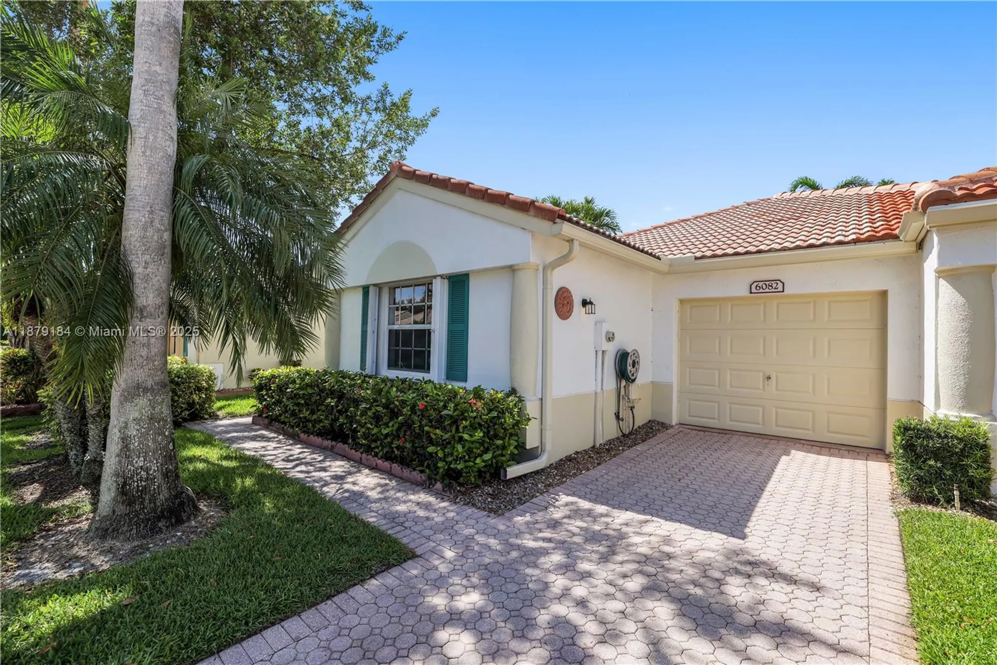 Property Slideshow image 14 of 58 | 6082 heliconia rd, Delray Beach, FL, 33484