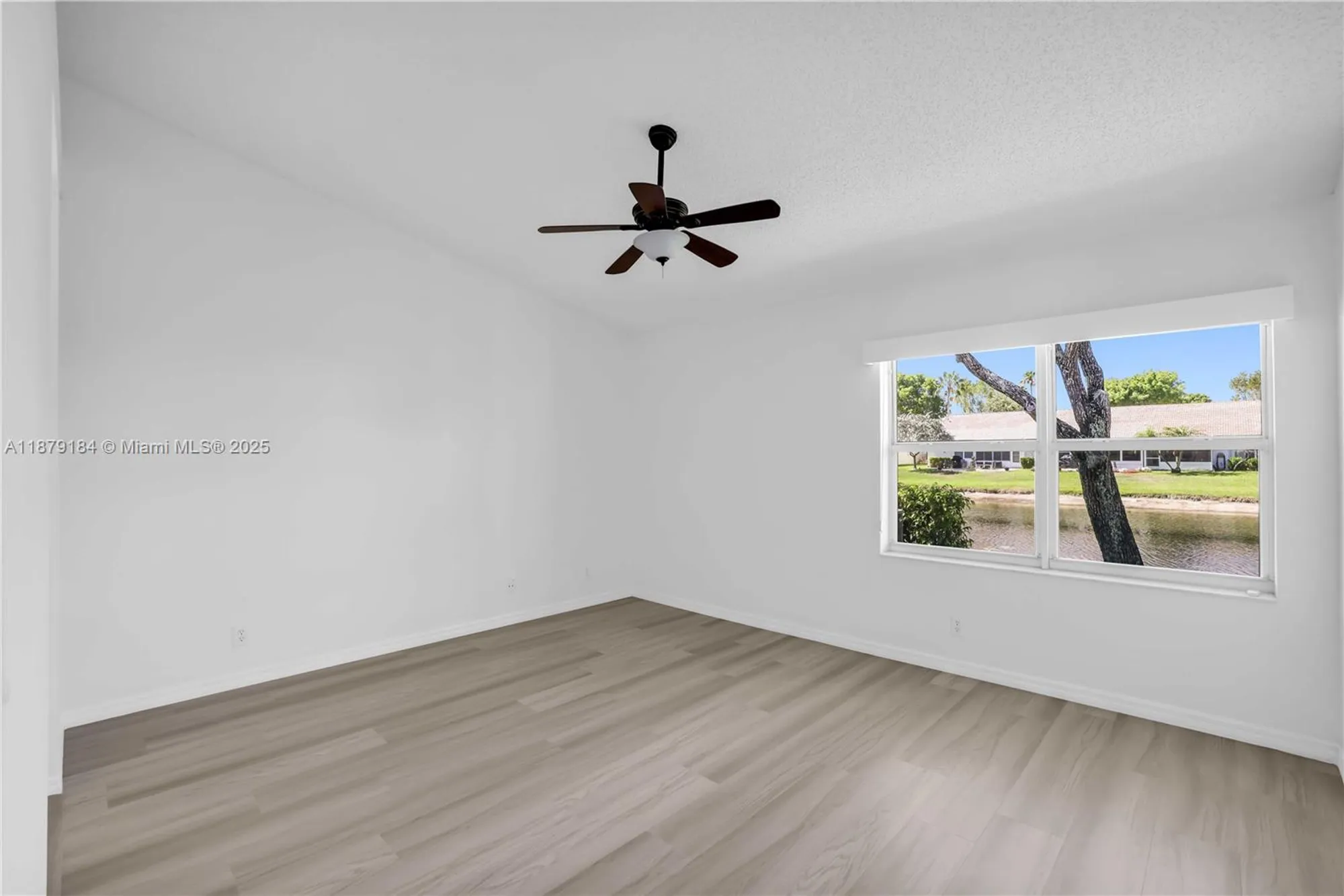 Property Slideshow image 24 of 58 | 6082 heliconia rd, Delray Beach, FL, 33484