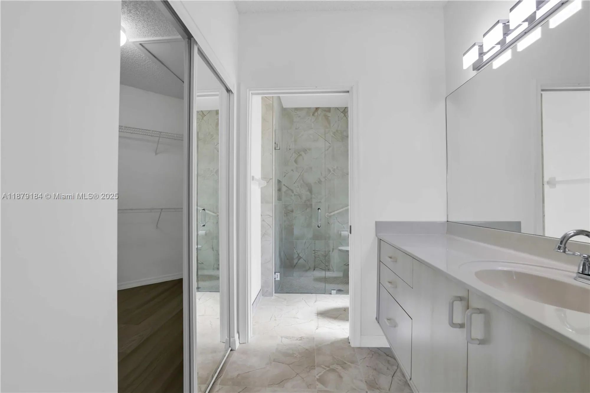 Property Slideshow image 26 of 58 | 6082 heliconia rd, Delray Beach, FL, 33484