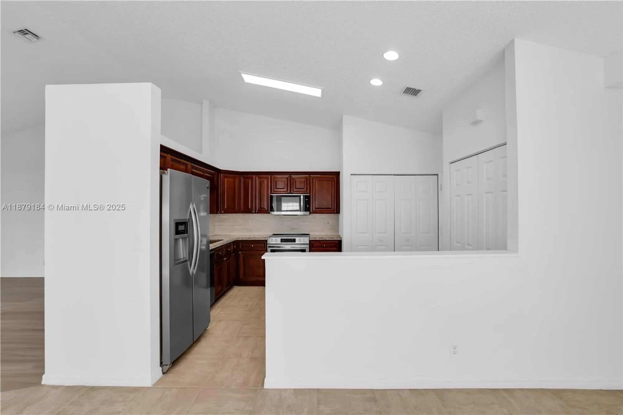 Property Slideshow image 6 of 58 | 6082 heliconia rd, Delray Beach, FL, 33484