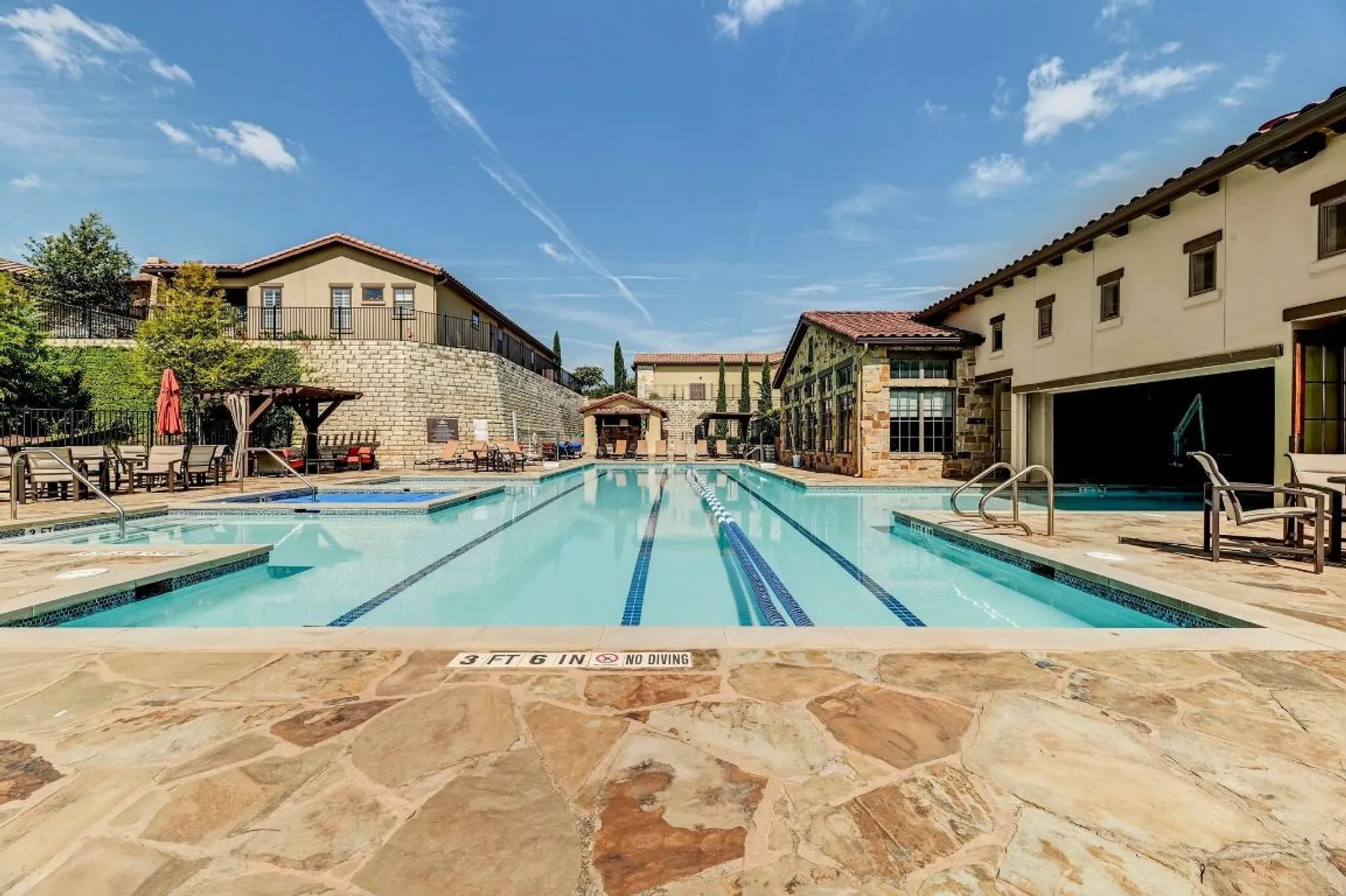 Property Slideshow image 38 of 40 | 107 lucia cir apt 1, Lakeway, TX, 78734