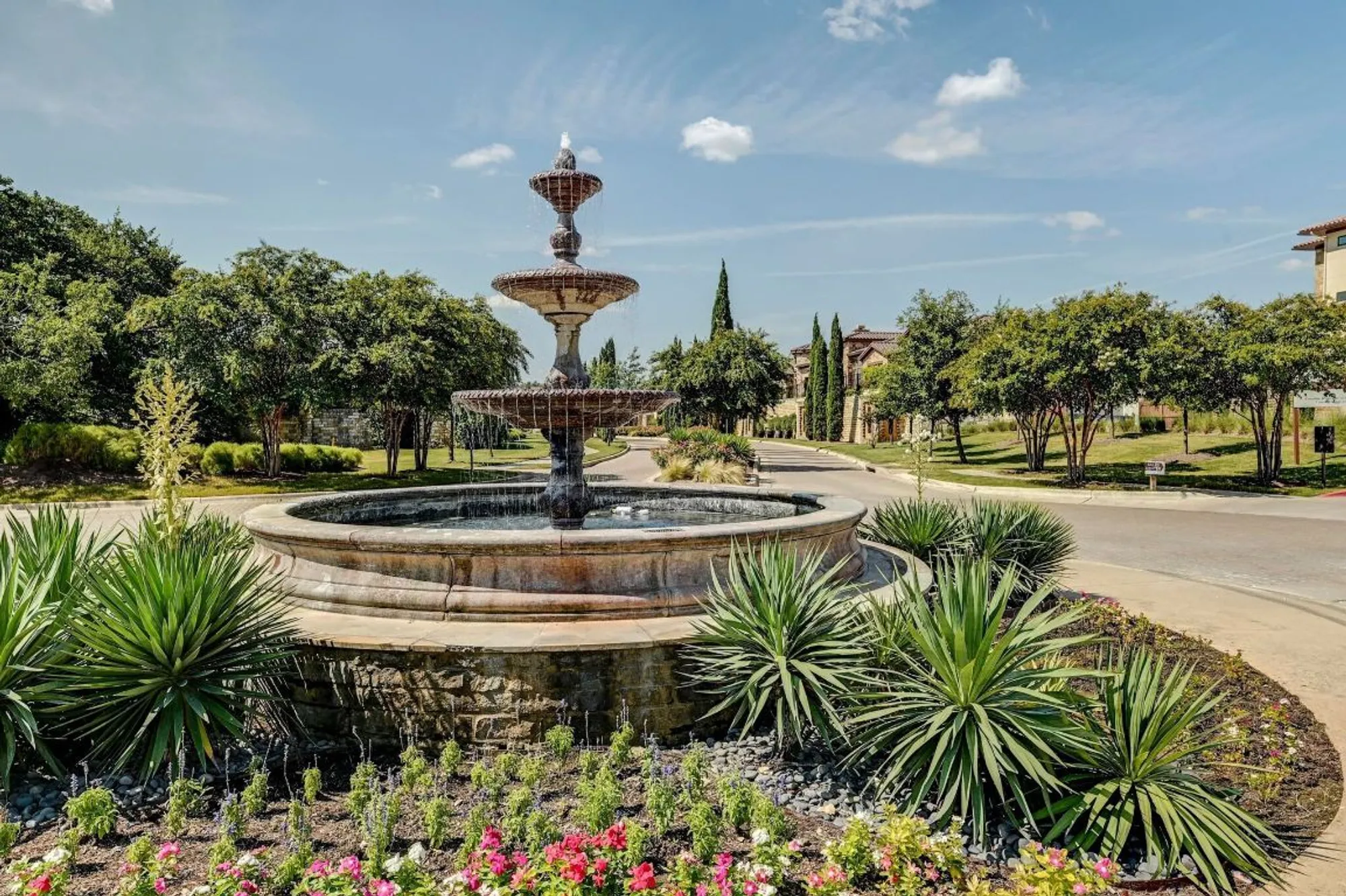 Property Slideshow image 32 of 40 | 107 lucia cir apt 1, Lakeway, TX, 78734