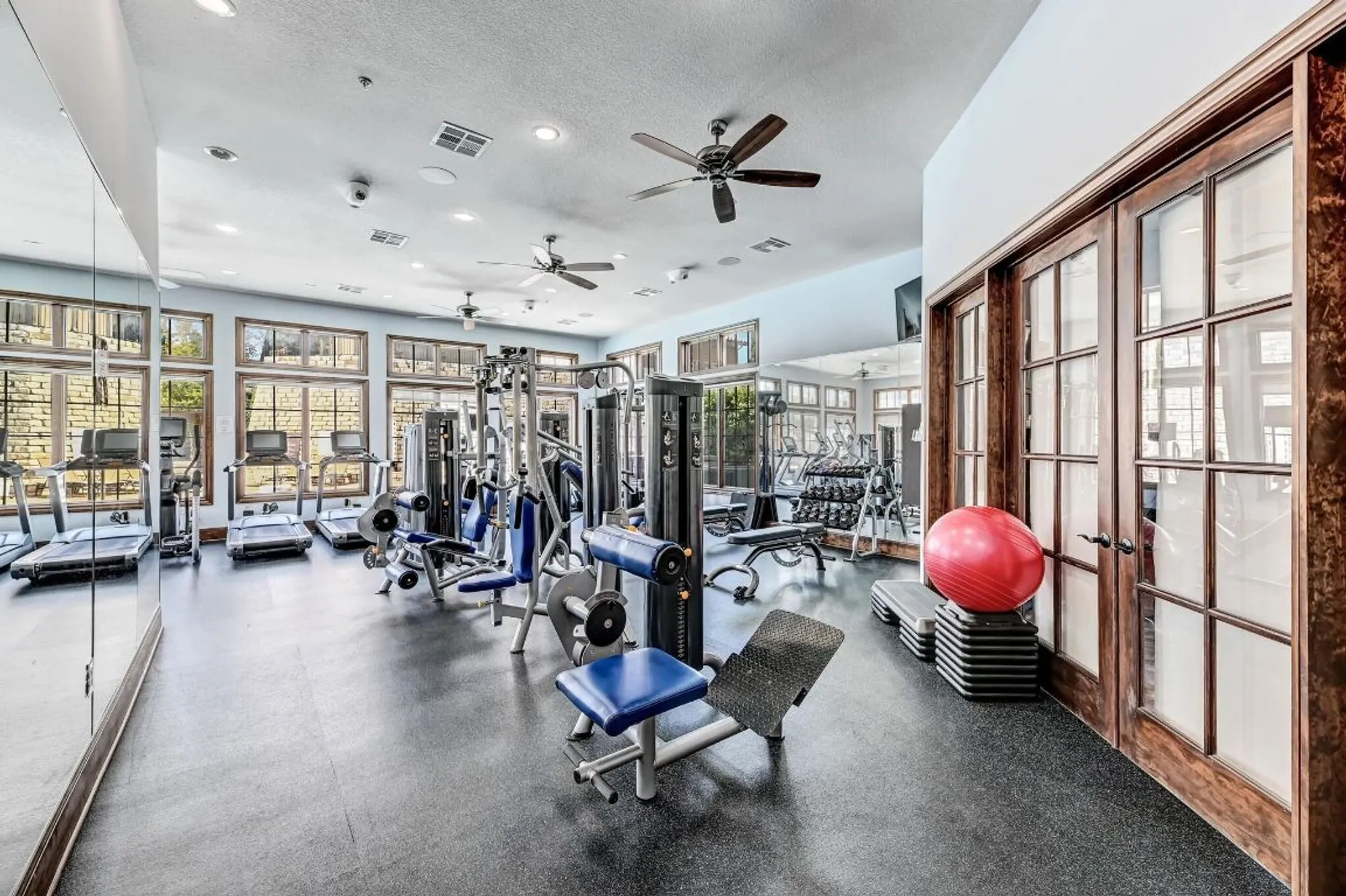 Property Slideshow image 40 of 40 | 107 lucia cir apt 1, Lakeway, TX, 78734