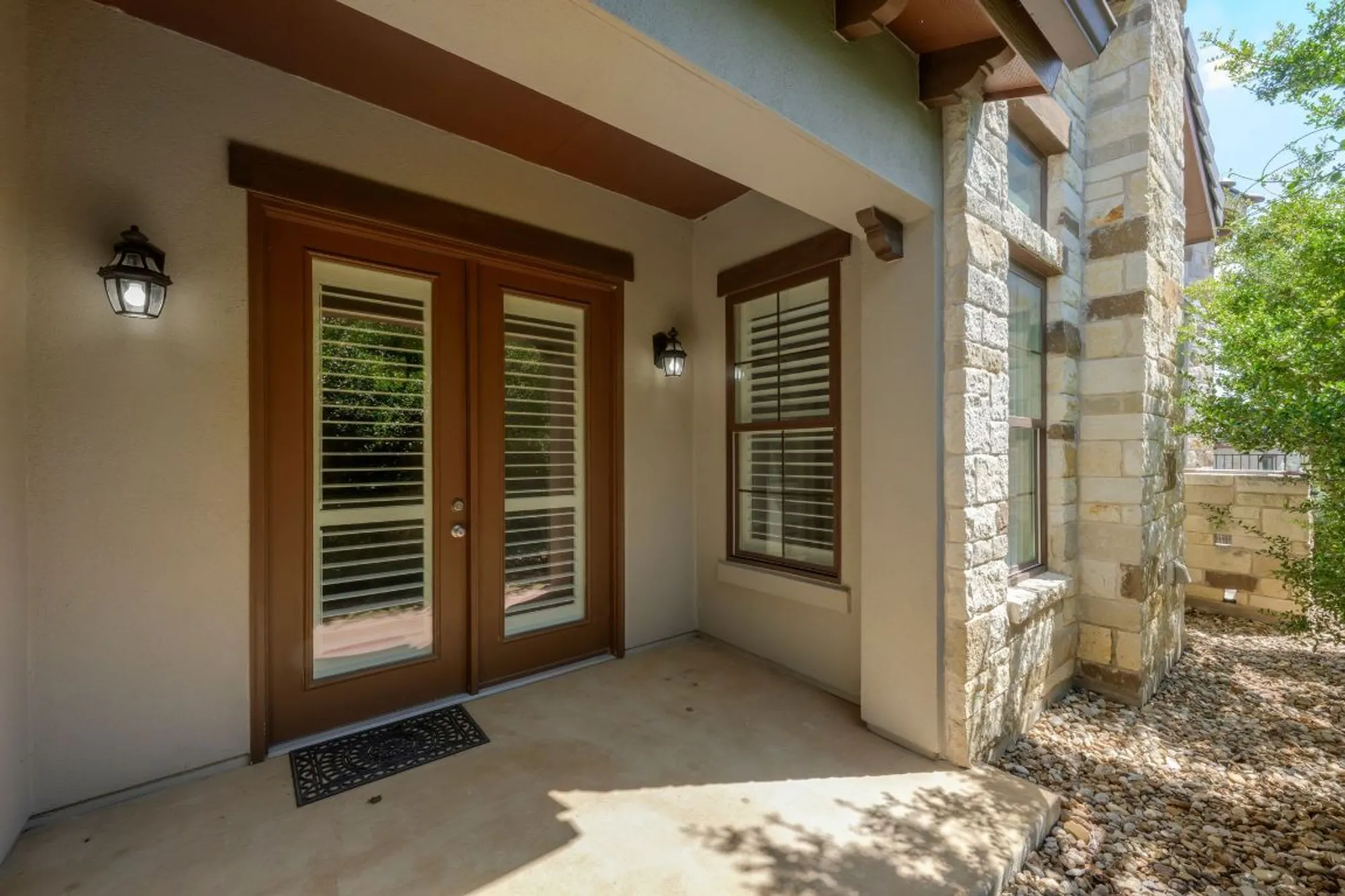 Property Slideshow image 6 of 40 | 107 lucia cir apt 1, Lakeway, TX, 78734
