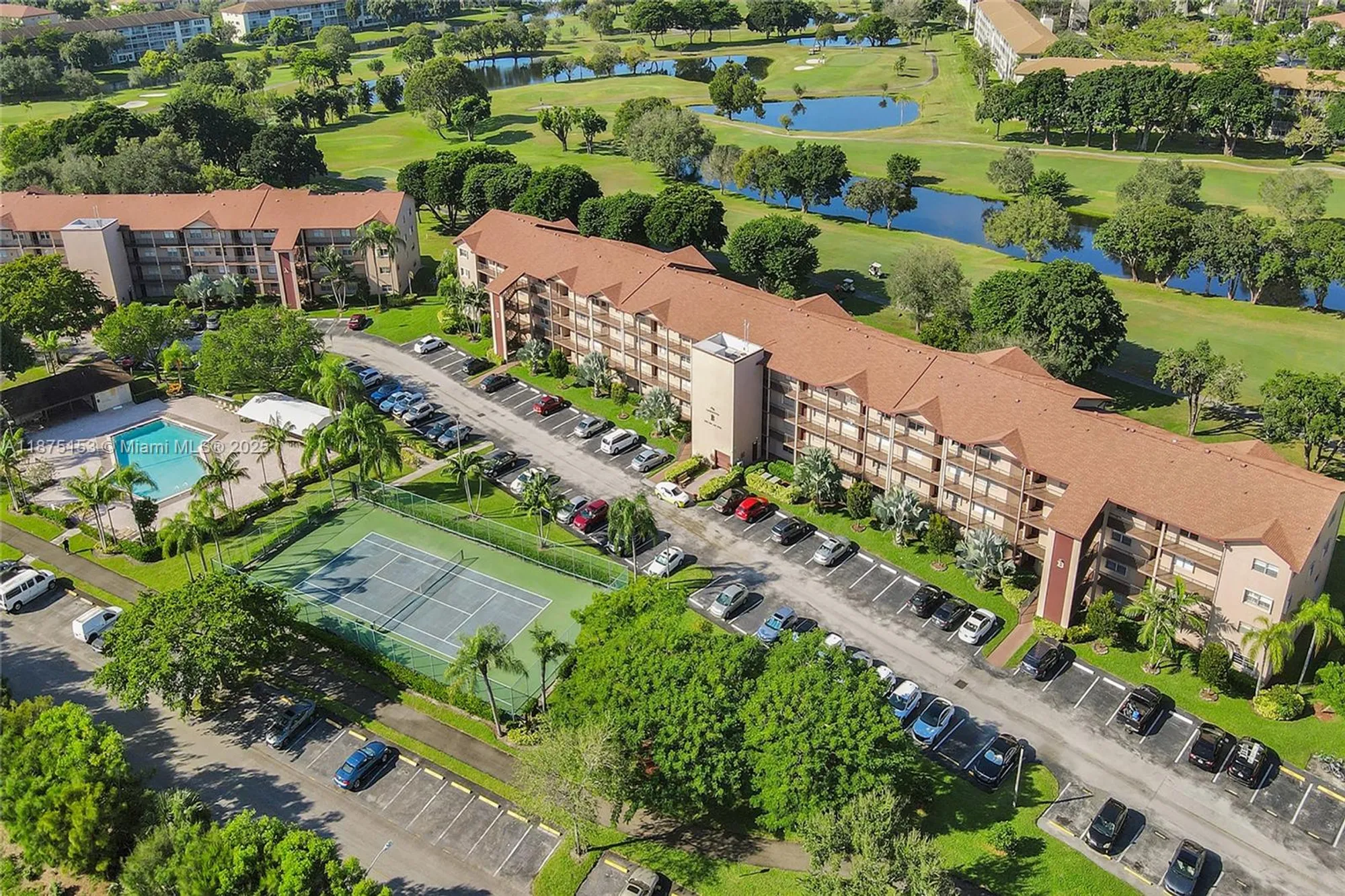 Property Slideshow image 23 of 28 | 300 sw 130th ter 110b, Pembroke Pines, FL, 33027