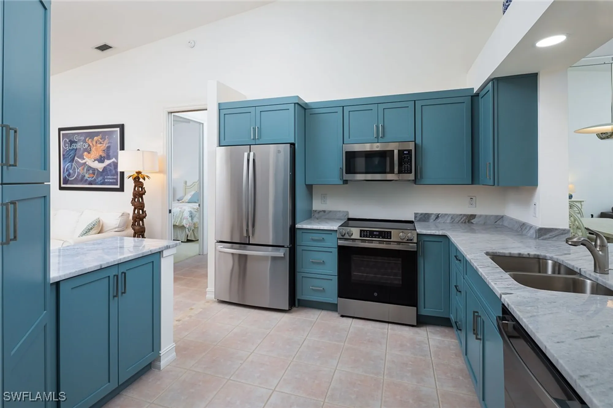 Property Slideshow image 1 of 24 | 790 bentwater cir apt 203, Naples, FL, 34108
