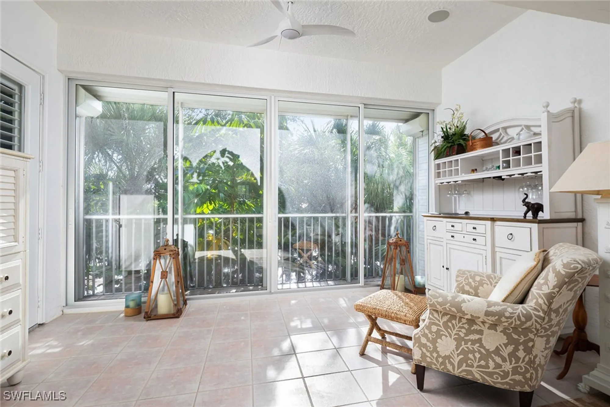 Property Slideshow image 10 of 24 | 790 bentwater cir apt 203, Naples, FL, 34108