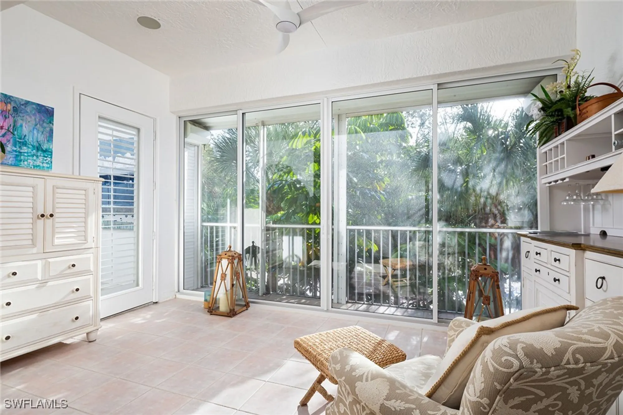 Property Slideshow image 11 of 24 | 790 bentwater cir apt 203, Naples, FL, 34108