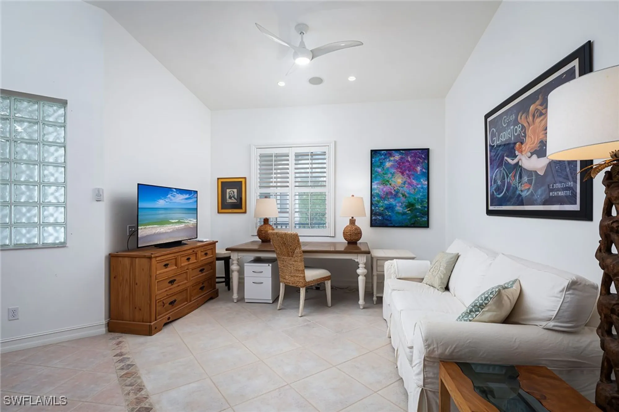 Property Slideshow image 12 of 24 | 790 bentwater cir apt 203, Naples, FL, 34108