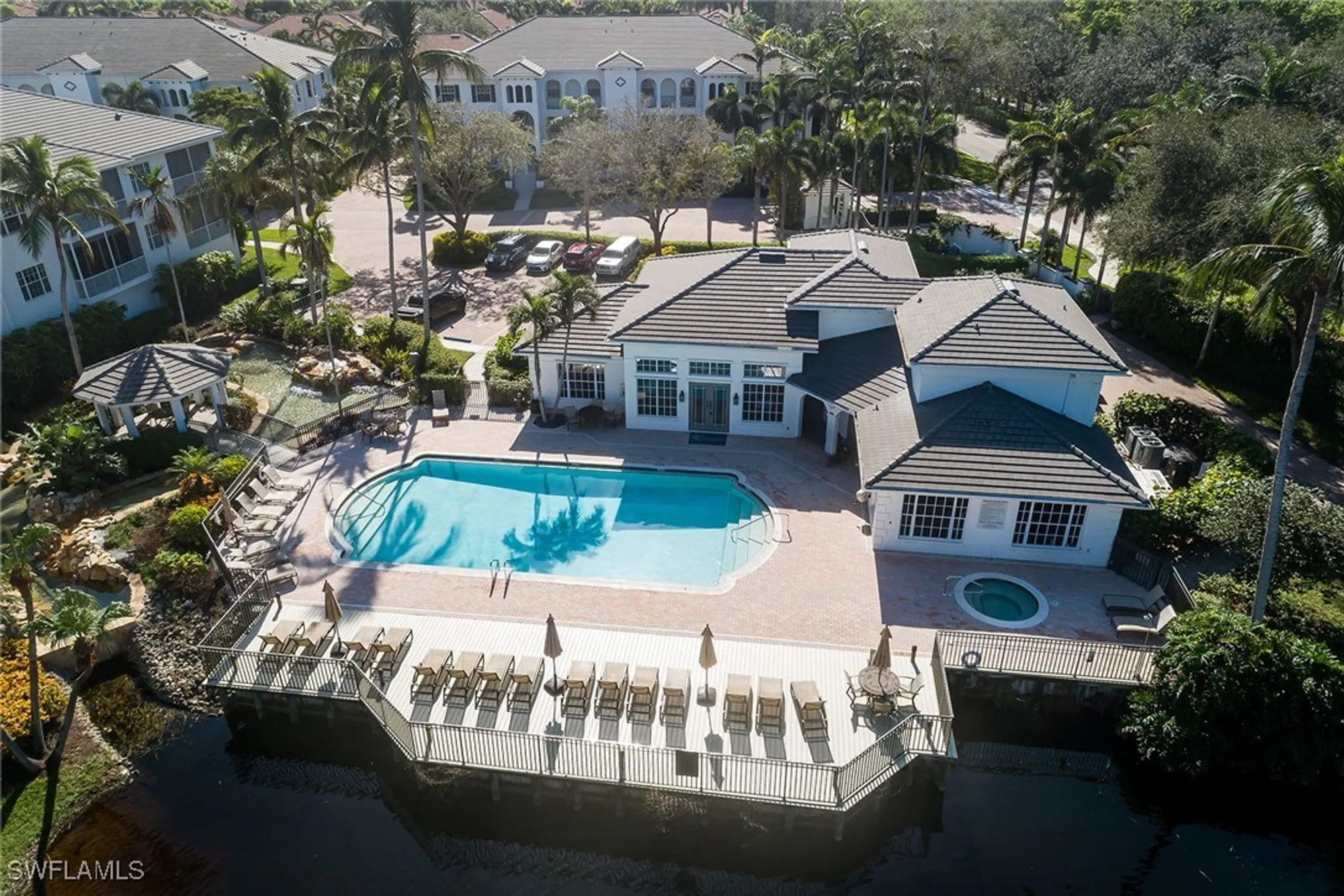 Property Slideshow image 21 of 24 | 790 bentwater cir apt 203, Naples, FL, 34108