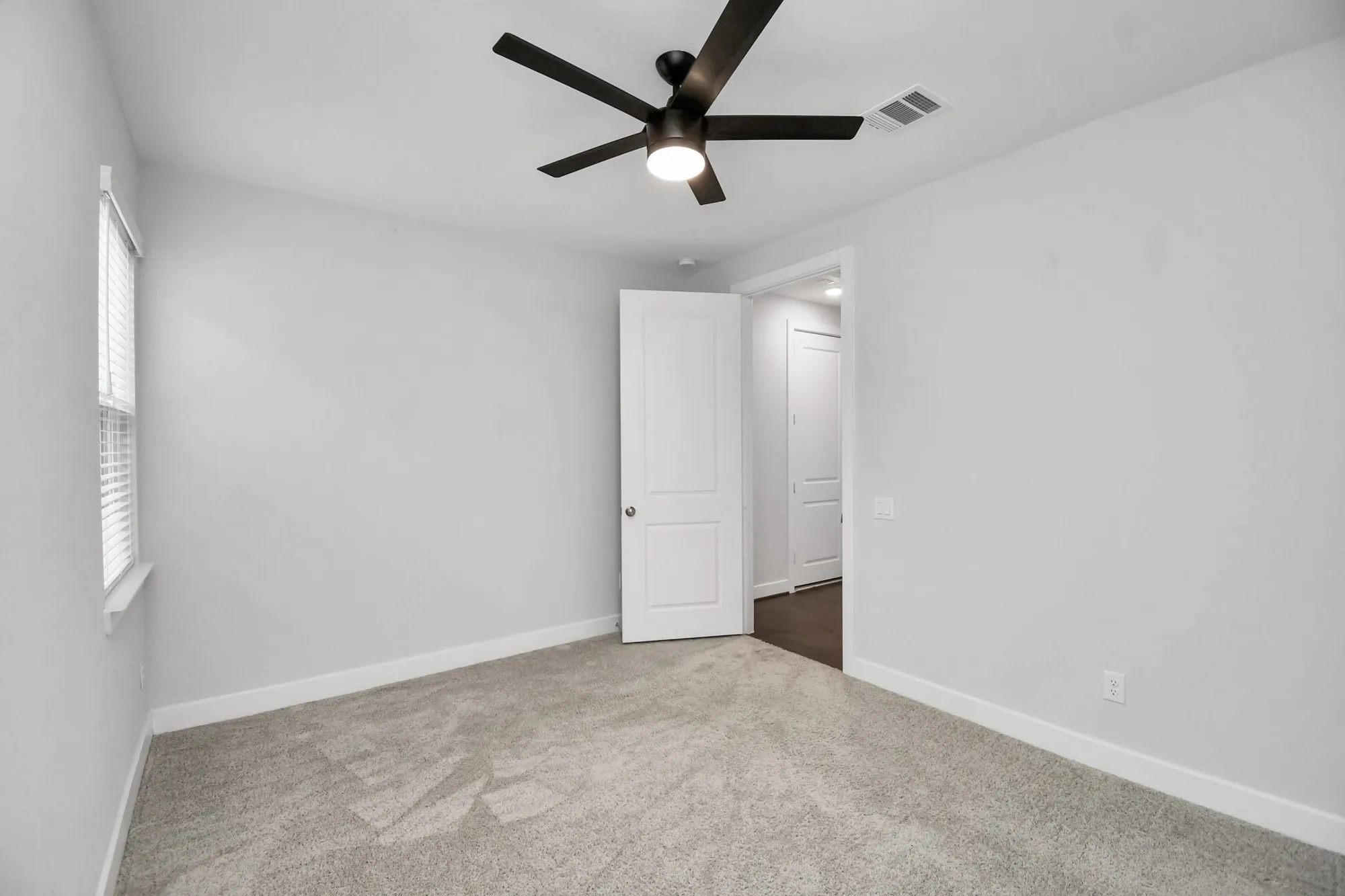 Property Slideshow image 22 of 41 | 28723 tara ridge ct, Fulshear, TX, 77441