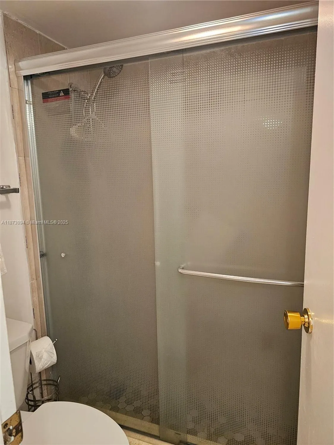 Property Slideshow image 15 of 25 | 20400 w country club dr 315, Aventura, FL, 33180