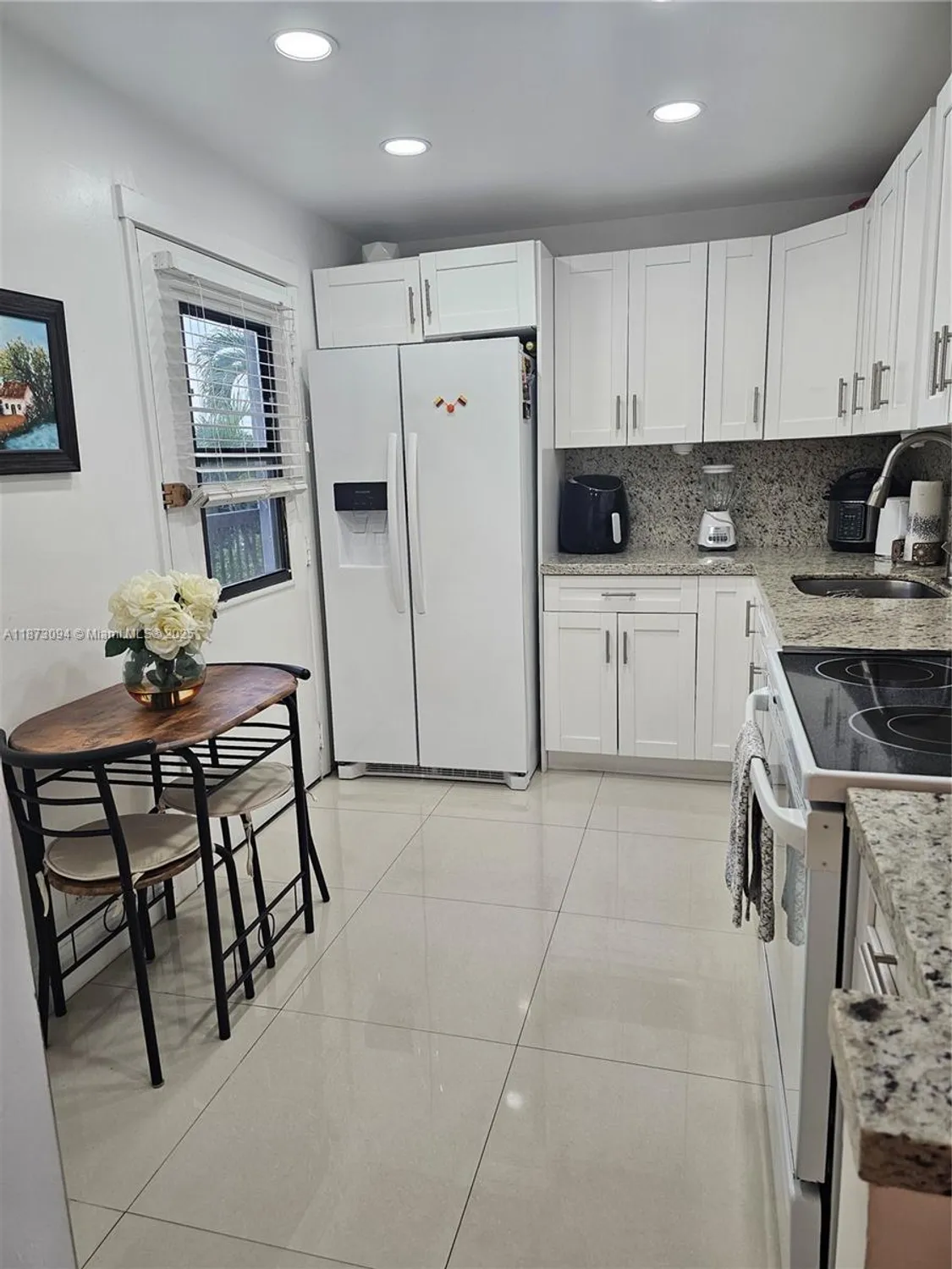 Property Slideshow image 17 of 25 | 20400 w country club dr 315, Aventura, FL, 33180