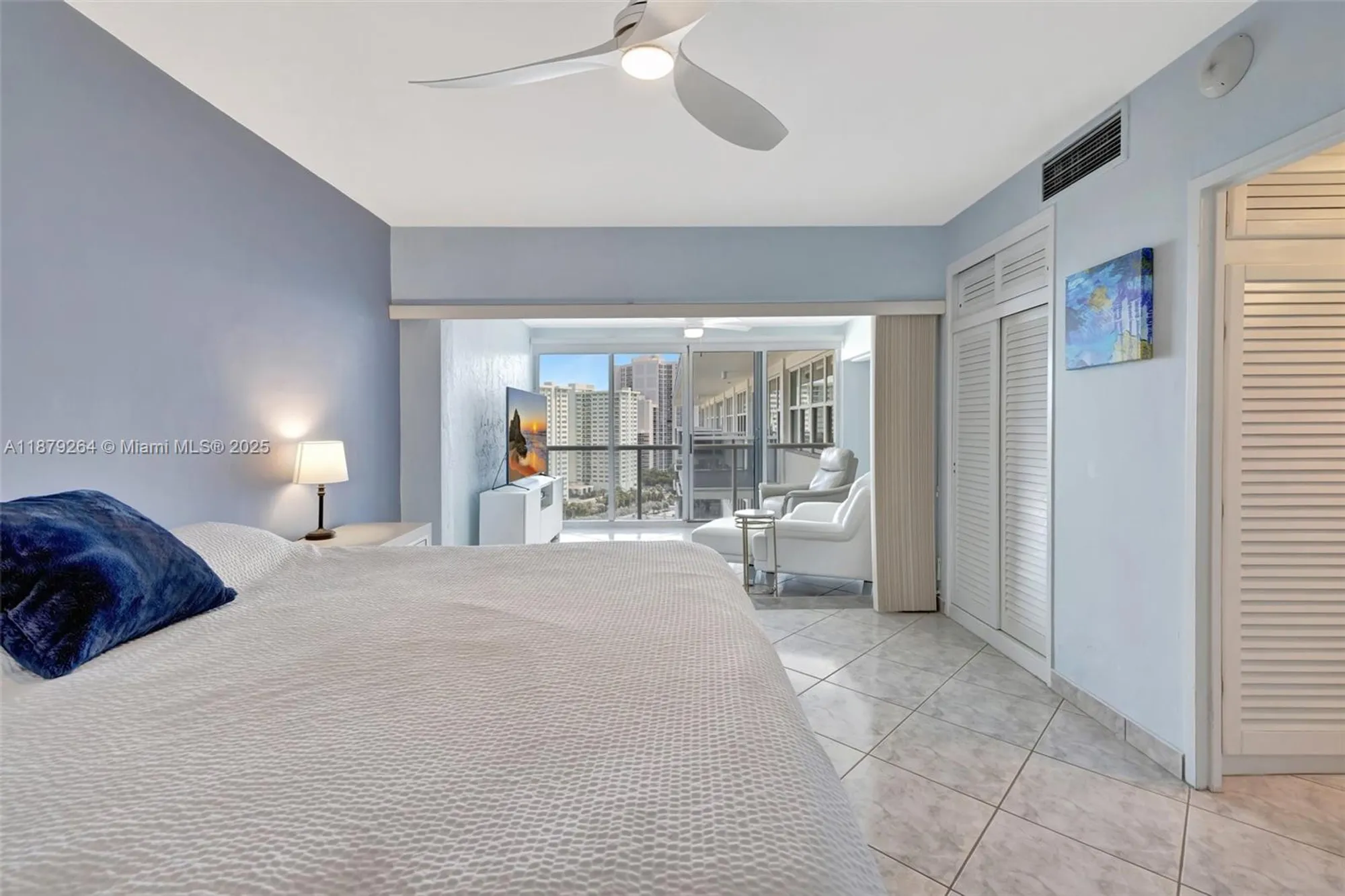 Property Slideshow image 30 of 62 | 3300 ne 36th st 1712, Fort Lauderdale, FL, 33308