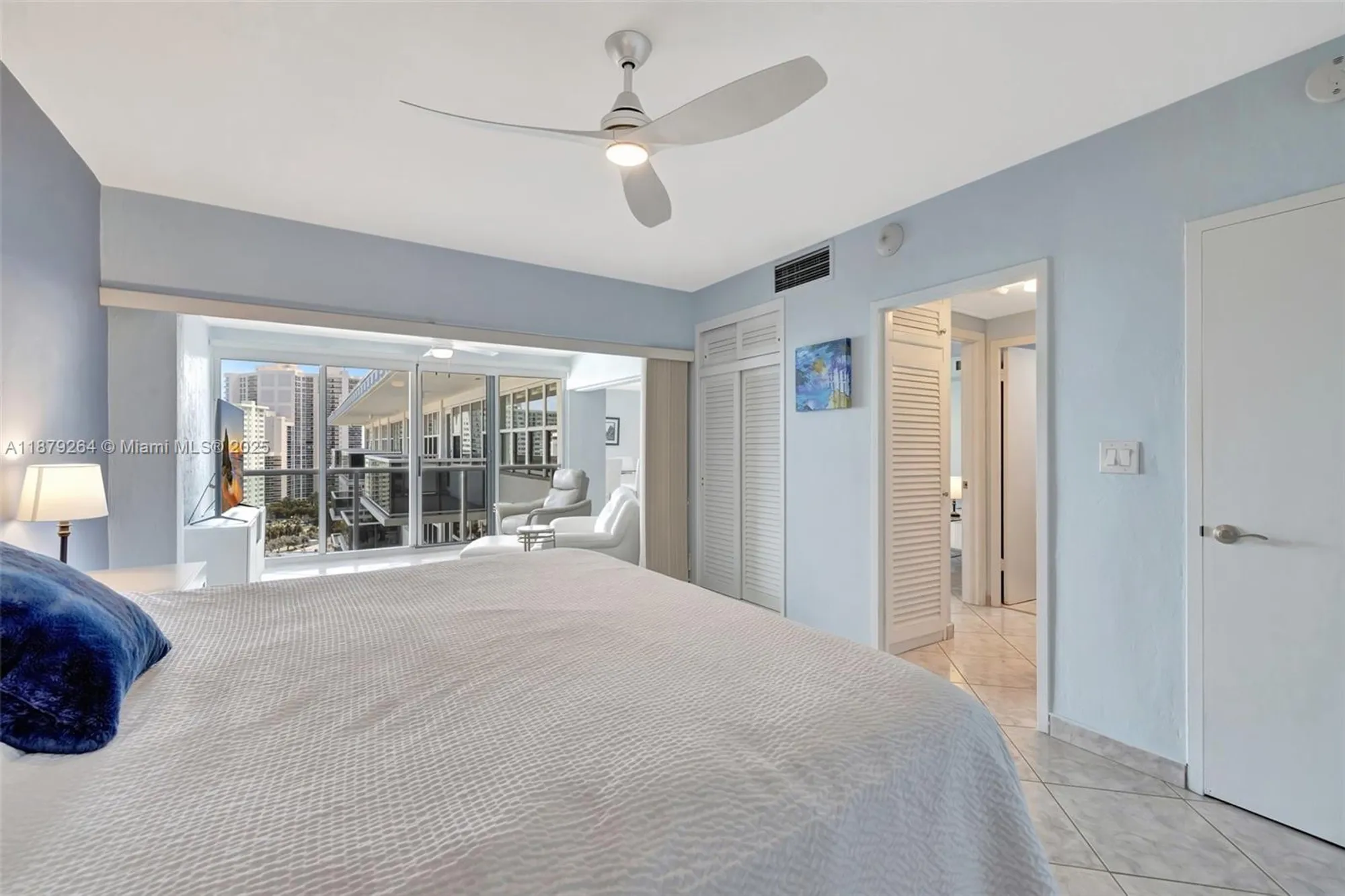 Property Slideshow image 31 of 62 | 3300 ne 36th st 1712, Fort Lauderdale, FL, 33308